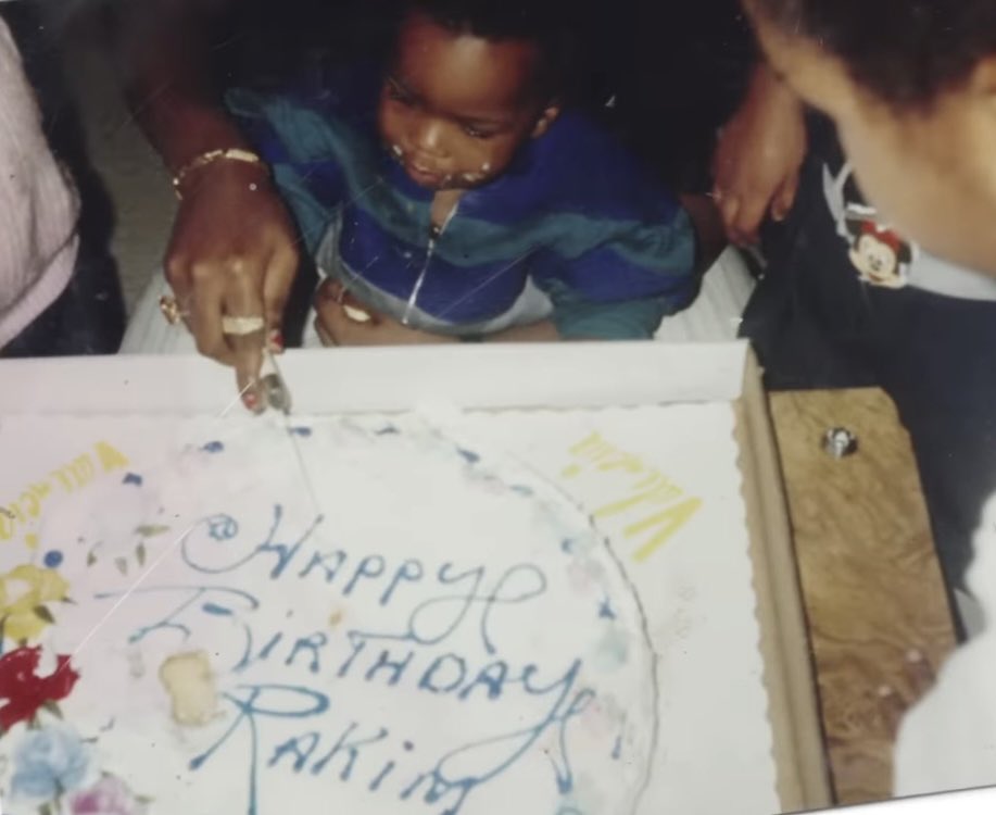 awgecentral's tweet photo. Happy Birthday to the trendsetter, hitmaker, and style icon, A$AP Rocky! Keep blessing the world with your talent and vision. Here's to another year of breaking barriers! #LongLiveASAP

We love you @asvpxrocky 3️⃣6️⃣ https://t.co/6Jlx3CFnhy