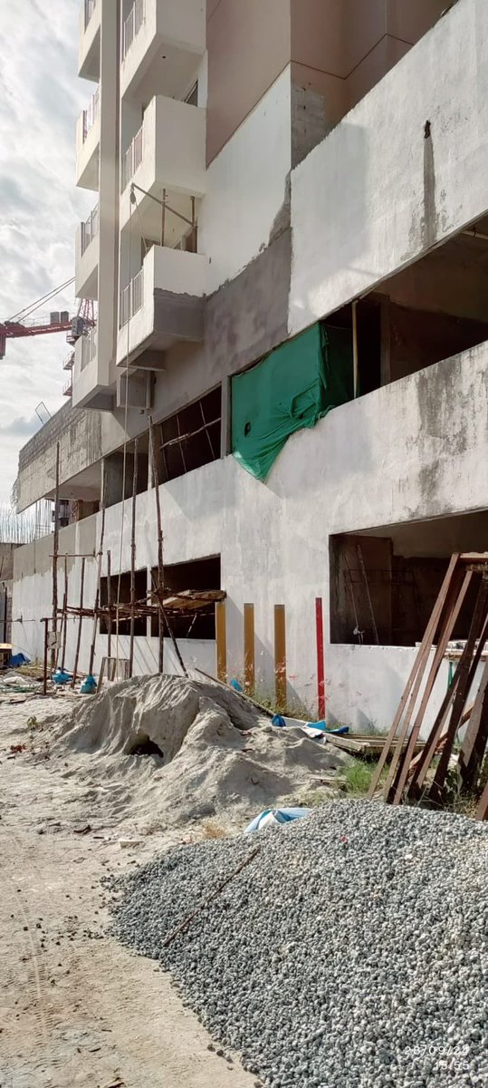mantriwecityow1's tweet photo. @BABasavaraja @krishnabgowda @siddaramaiah @DKShivakumar @ShobhaBJP, our dream of owning a home at @mantriblr webcity is fading. Please help us expedite the project. #HomeHandover #cheatedbymantri #completetheproject https://t.co/WlpofDDSJZ