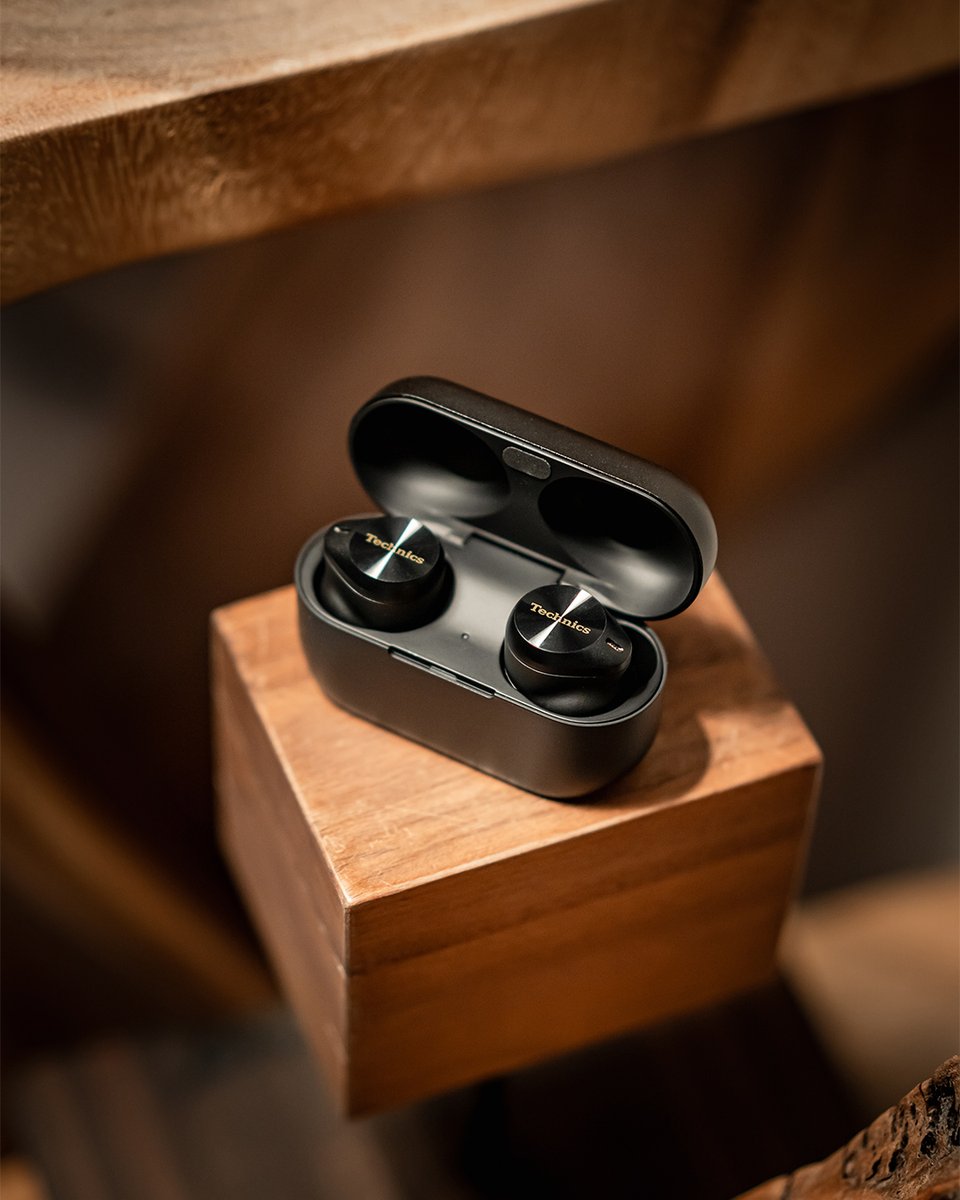 technics's tweet photo. Need a quick escape?
Pop in your AZ80 earbuds and simply close your eyes.
https://t.co/4JX9fw1dOK
#truewirelessearbuds #tws #az80 #technics #rediscovermusic https://t.co/0HZjEeQEb1