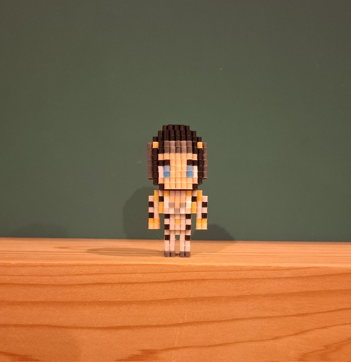 nigo_san's tweet photo. 立体ビーズの新シリーズ！その名も『JSNB』(JOJO's Solid nigoBEADS)
キン肉マンシリーズよりもシルエットを細身に、そして首が動きます！w

第１弾はブローノ・ブチャラティ！
これから順次作成していきます！そう、僕が飽きるまで！w

#ジョジョの奇妙な冒険
#nigoBEADS
#JSNB https://t.co/KJ06jUTINR