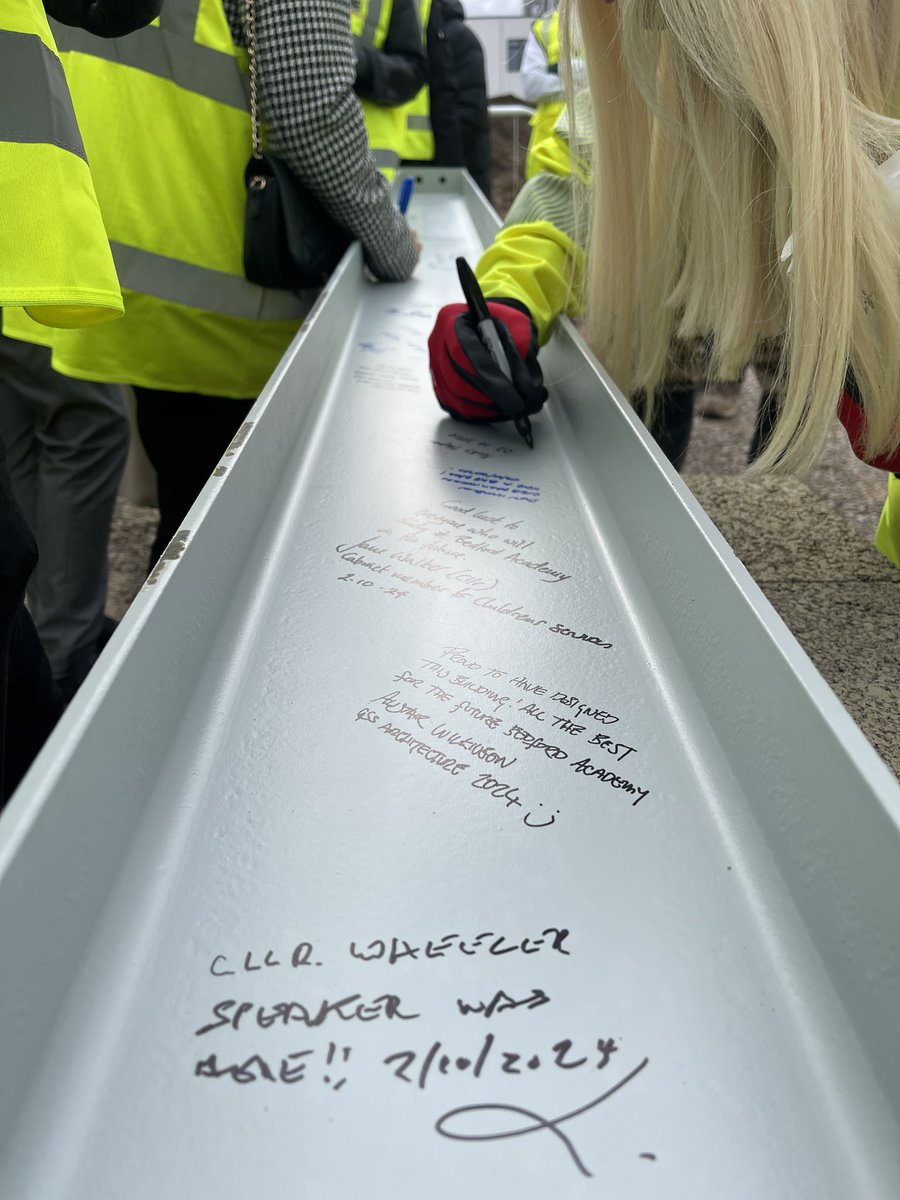 Mr C Deller FCCT tweet media