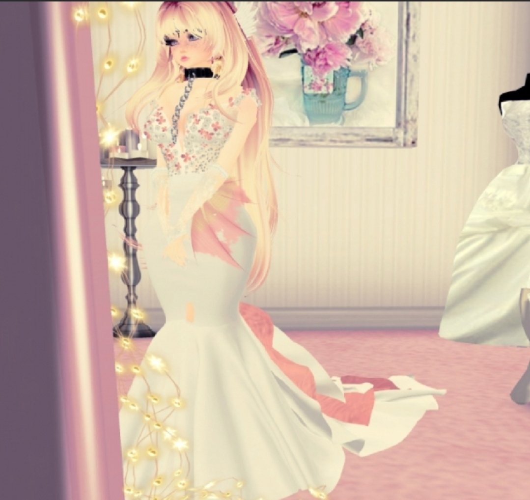 SirenityVT's tweet photo. Just Practicing (◕ᴗ◕✿) 🤍🤍🤍 #koifishgoddessofgoodfortuneandlight #beyondthevail #darsis #darsisempire_ #sirenity #sirenityvt #vtuber #dragon #koi #koimermaid #mermaid #reality #reality_app_official https://t.co/3LIvd0jRHO
