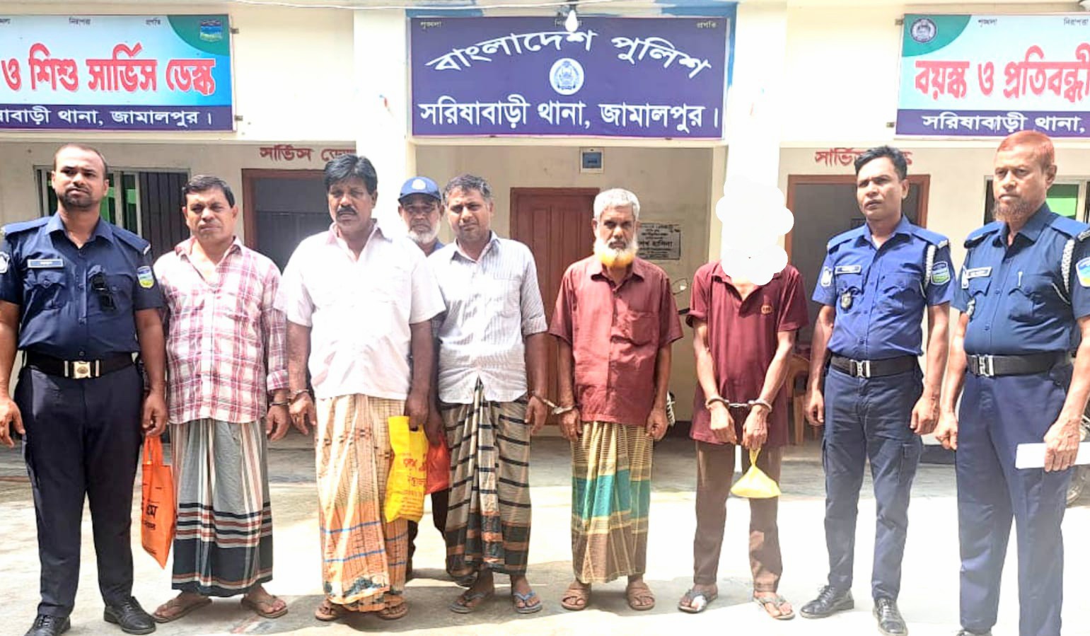 সরিষাবাড়ীতে আ’লীগের ১৯৫ নেতাকর্মীর বিরুদ্ধে মামলা গেপ্তার- ৪