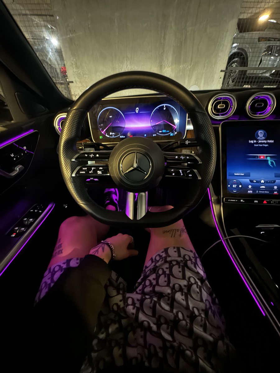 TikTok Organic is like Bitcoin back in 2013

Massively untapped and stupid amounts of money to be made

ive made a FREE A-Z course on how to do it

you can't miss out on this opportunity..

all that I ask from u is to RT + Comment “TT” and I’ll send you a free guide
(Must be