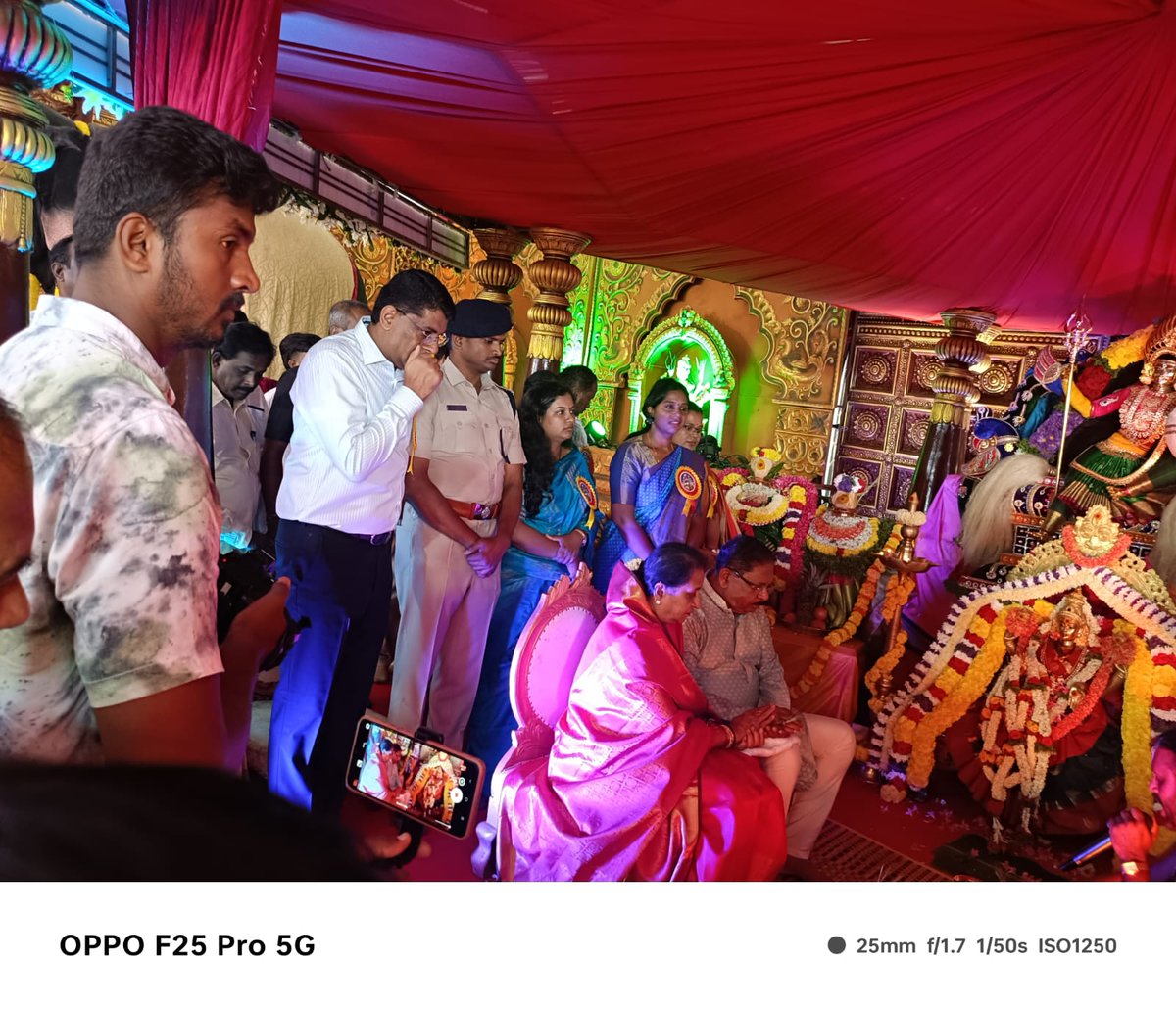 Commissionertmk's tweet photo. ನಮ್ಮ ತುಮಕೂರು ದಸರಾ ಉದ್ಘಾಟನಾ ಸಮಾರಂಭ https://t.co/f9lHfPB6QN
