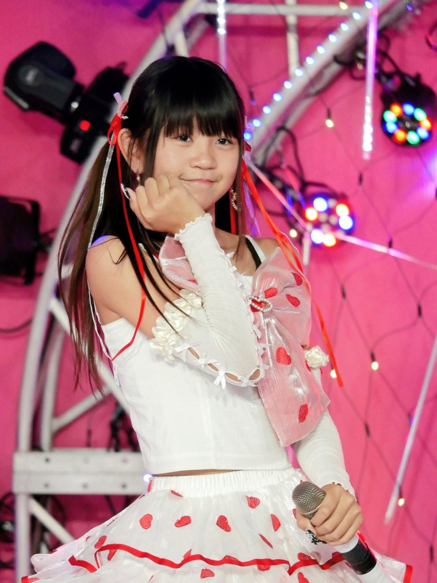 Polluelo_gogo_7's tweet image. 9/23 majide

#りあ
#Laview
#ライブ写真

やっぱりアイドルしてる姿も可愛いね☺️💜