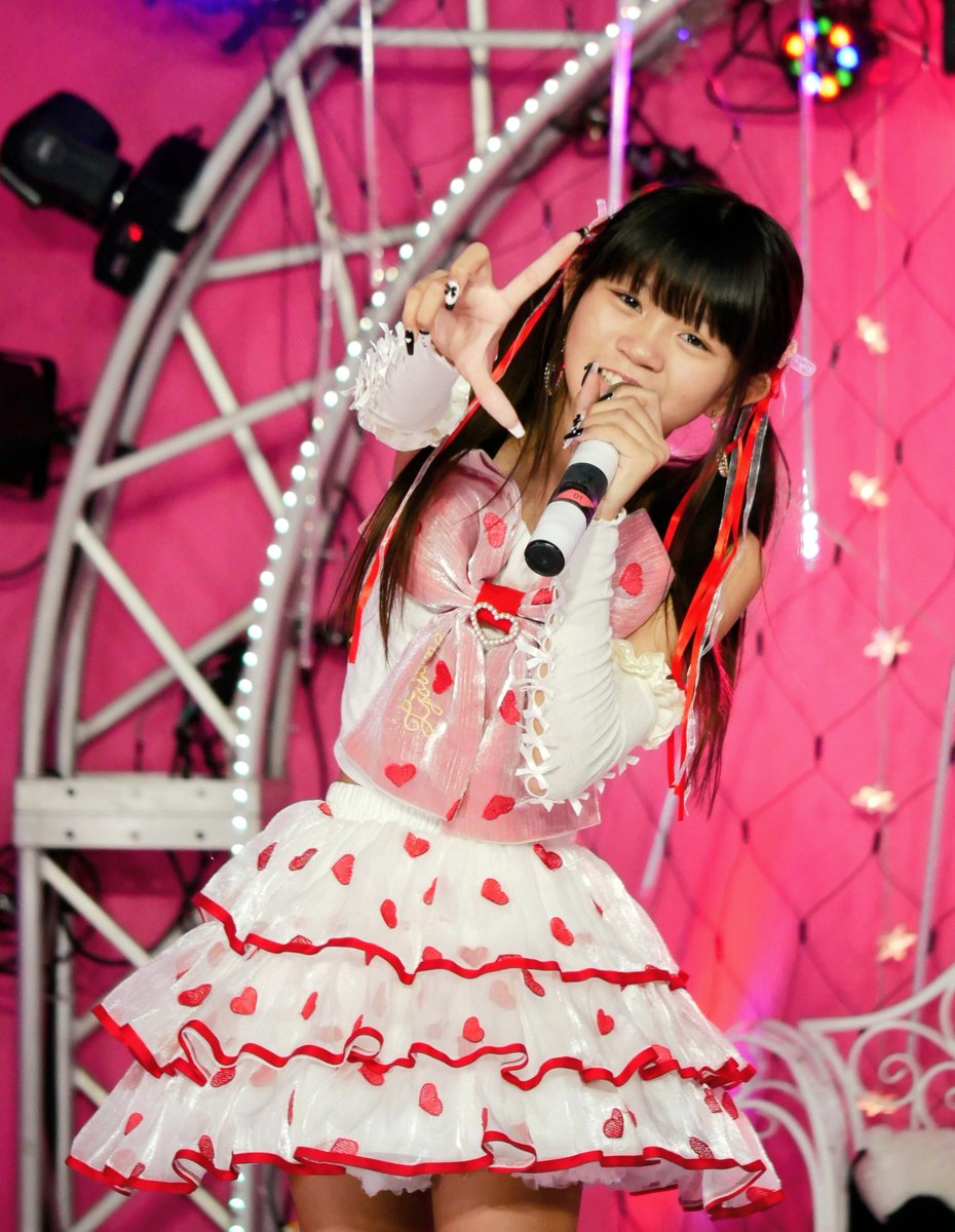 Polluelo_gogo_7's tweet image. 9/23 majide

#りあ
#Laview
#ライブ写真

やっぱりアイドルしてる姿も可愛いね☺️💜