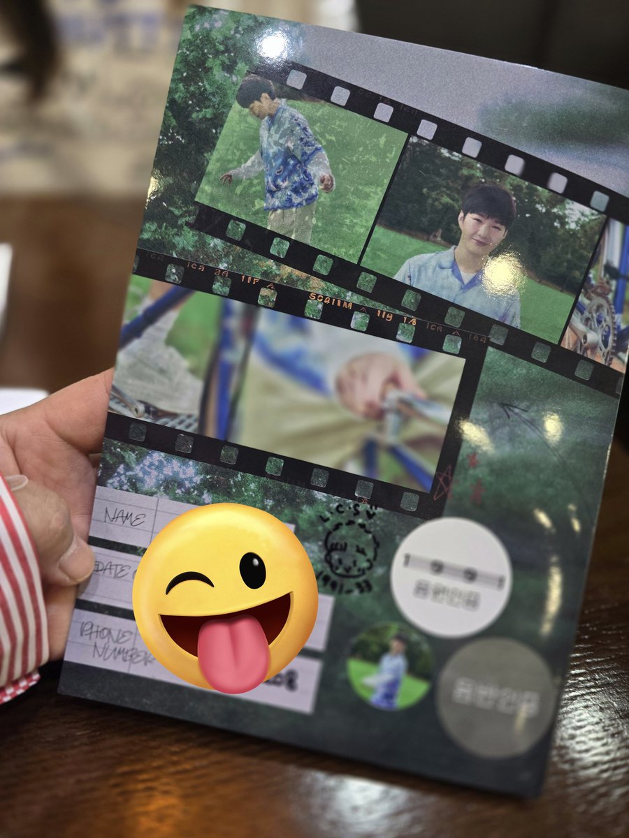 행복하다...💙💙개이쁘네...🤭