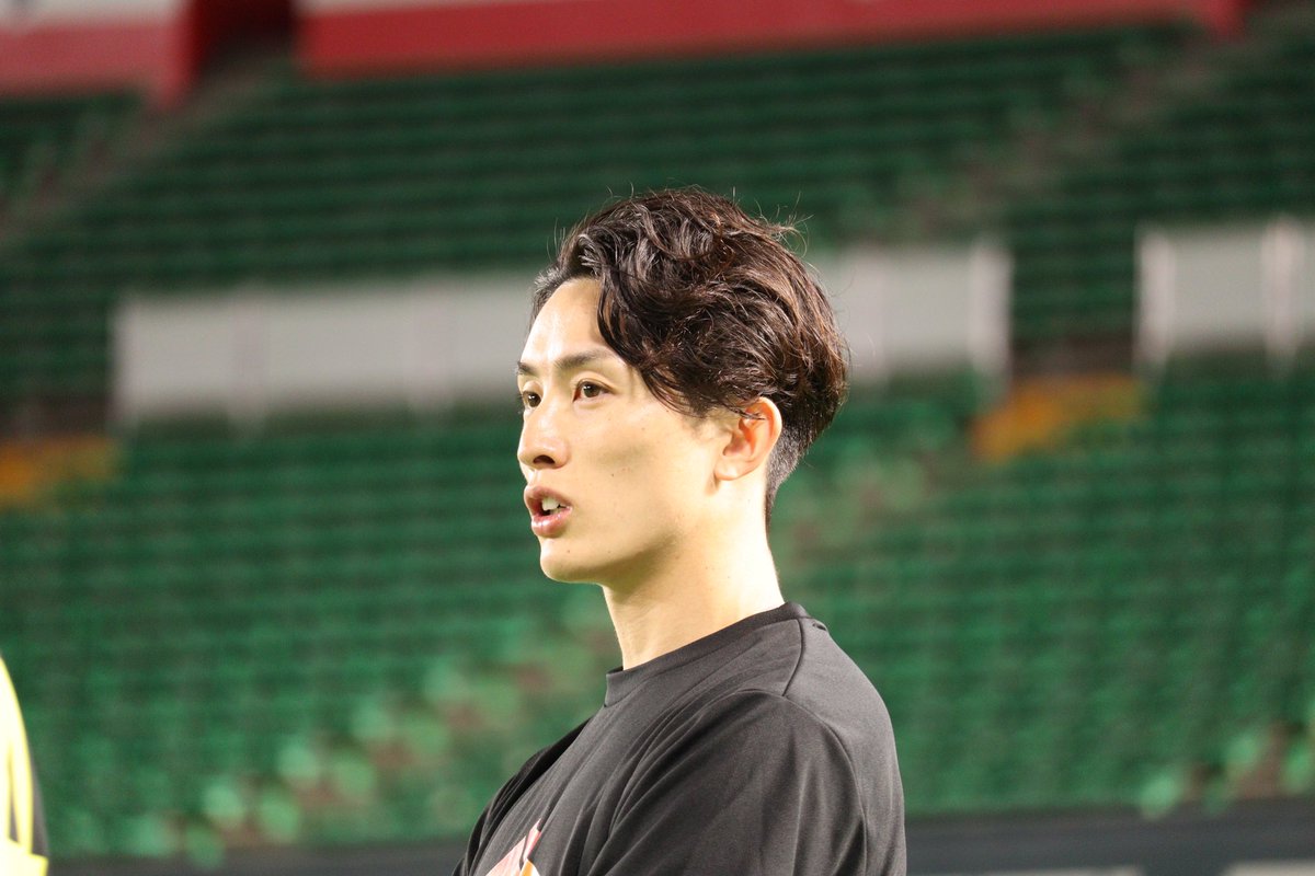 HAWKS_official's tweet photo. 「ちょっと切りすぎた」と話す #周東佑京 選手✨Newヘアーになっても眩しい笑顔が素敵です🤩

▼試合はホークスTVでチェック！！！
https://t.co/9Yc5tCHgFZ

#美破 #VIVA #sbhawks https://t.co/lVdYHiOLTt