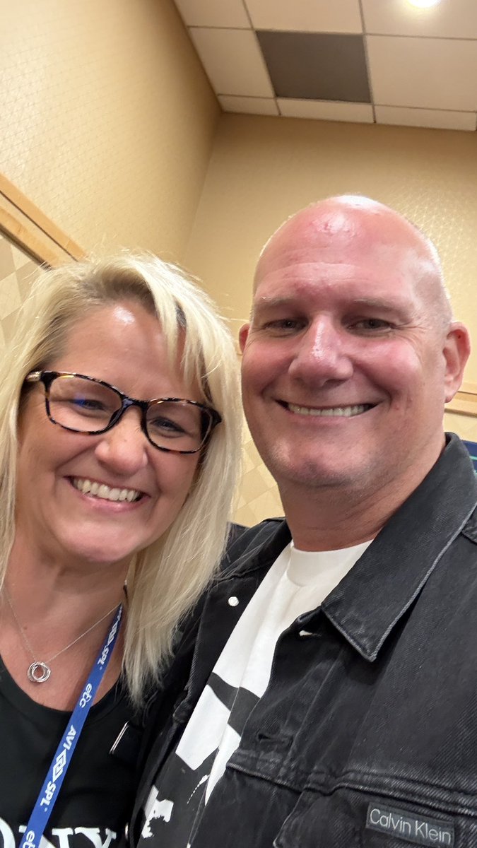 AVReneeKC's tweet image. Had a great time at #ETC, so awesome to see so many #avtweeps! Enjoy the rest of the show and safe travels to all! #HETMA #TeamSony @jimy_singleton @_AVAP @JosiahWay @GinaSans @Centxrz @HETMA_org @Ed_Tech_Collab