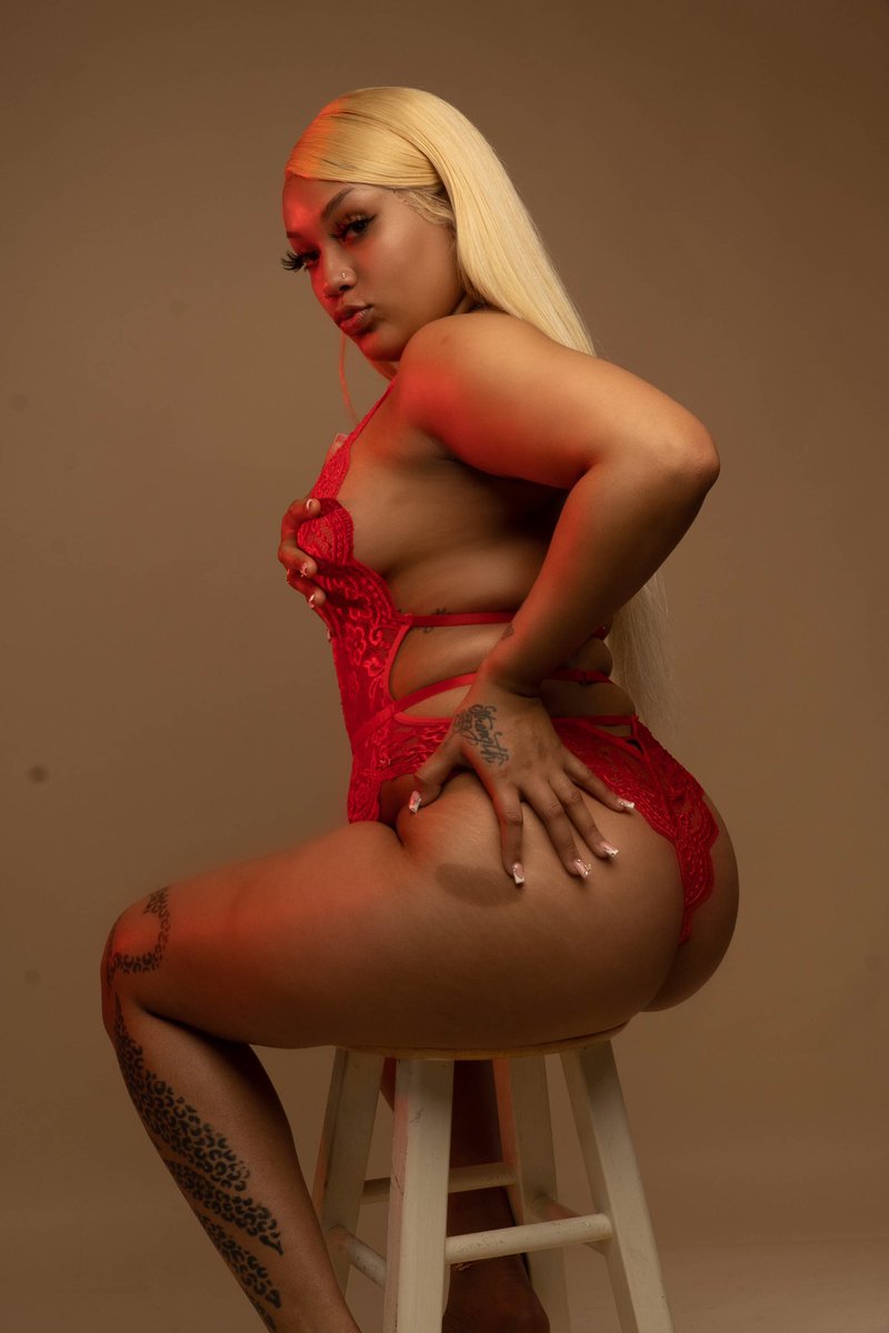 ladyondatt tweet picture