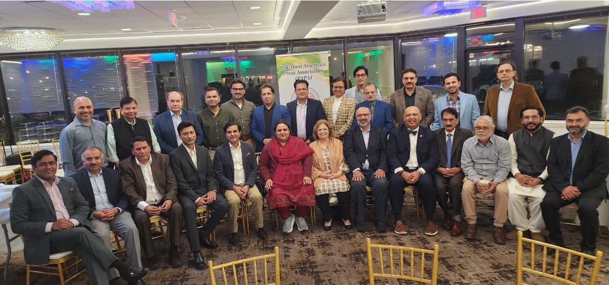 pakuspress's tweet photo. A productive evening of knowledge-sharing and dialogue with Washington D.C.-based journalists and community leaders on the UNGA79, Iran-Israel conflict &amp; IS Politics 
#UNGA2024 #USPolitics #iranisraelconflict #PAPA20 https://t.co/njzDjlCgd5