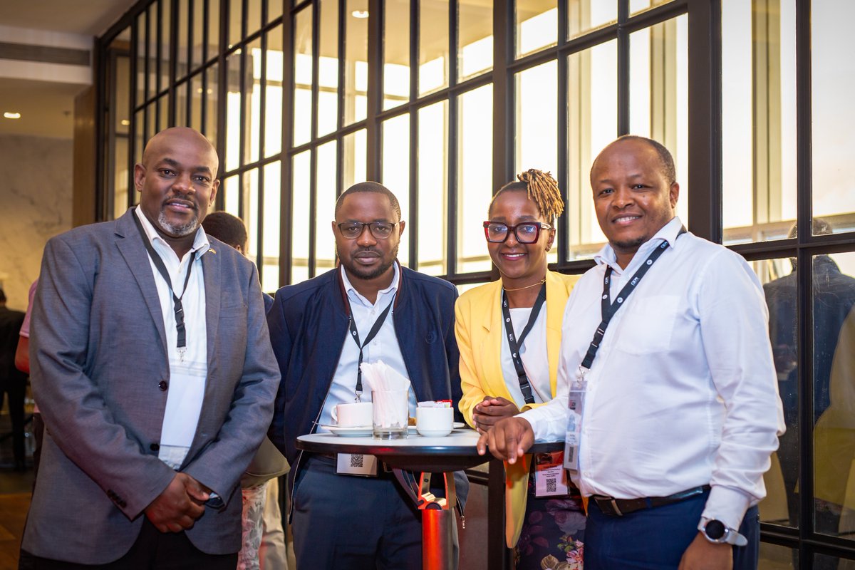 dx5ve's tweet photo. Day 2 of the SmartGov Summit 2024 has just kicked off! As we look forward to the amazing conversations, here are some highlights from Day 1.
🧵🧵

#SmartGovSummit #SmartGov2024 https://t.co/U6ngBgkoM3