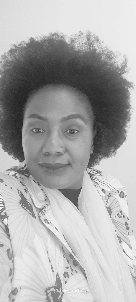 buhle_matsha's tweet photo. #TeamAfro
#SaltnPepper 
#BuhleAt49 https://t.co/nEOM6fBkxt