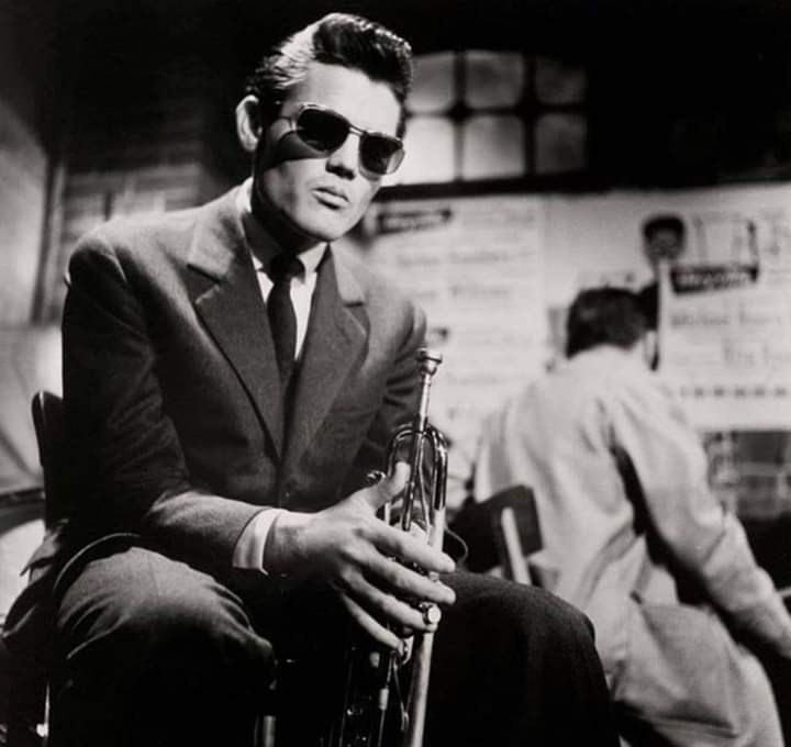 sylvie_longeron's tweet image. “I had a Chet Baker record on and we hoofed at each other in the room, tremendous, the perfect grace of his dancing, casual, like Joe Louis casually hoofing."

Jack Kerouac, Desolation Angels