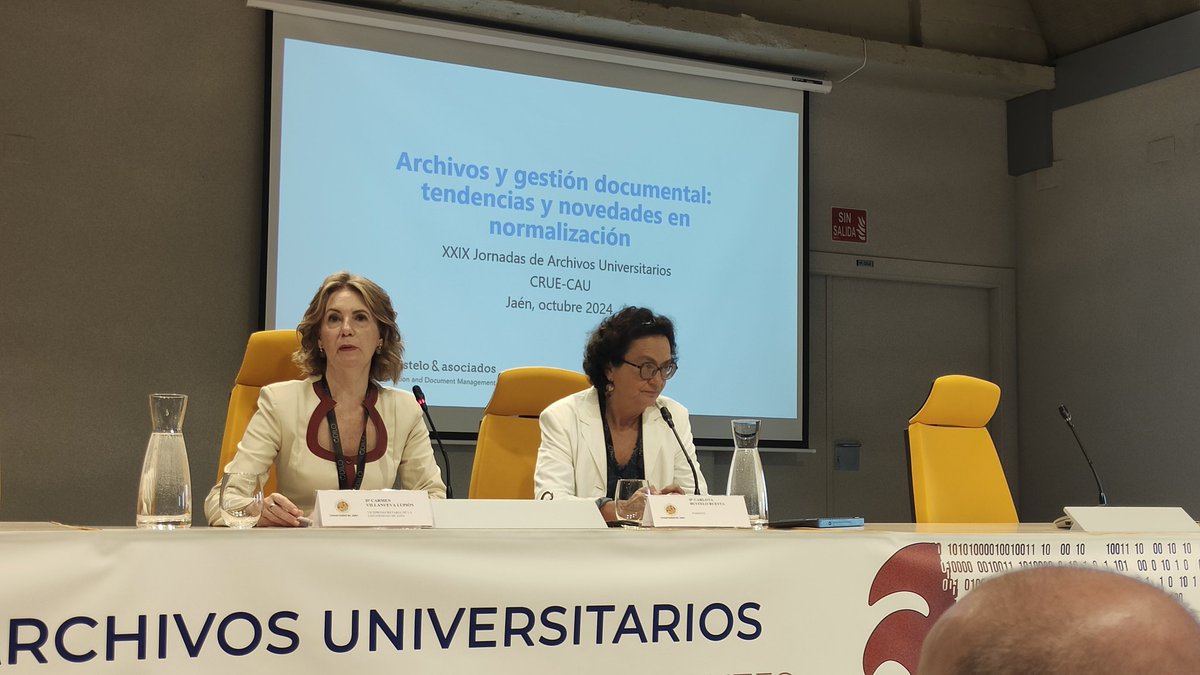 Segunda jornada de las #XXIXjornadascau Empieza <a href="/carlotabustelo/">Carlota Bustelo</a> sobre las nuevas tendencias en normalización en gestión documental 3.0 y preservación digital
#30añoscau