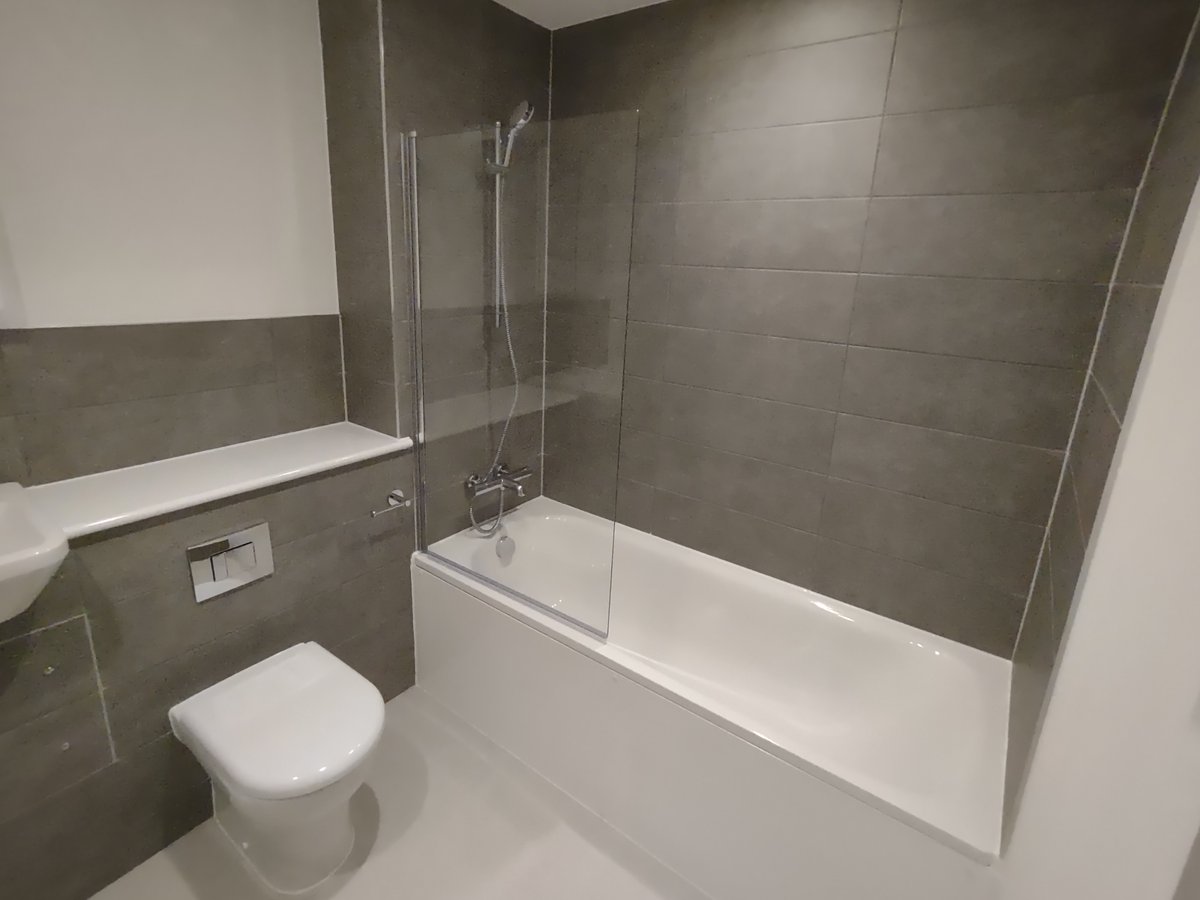 GREENHAUS - LAST FEW 2 BED APARTMENTS REMAINING

Chapel Street, SALFORD ready for let now for move ins within 4 weeks. 
Part furnished offered on the RENT TO BUY Scheme,  experience the CITY CENTRE LIFESTYLE. 
Contact 0161 537 3123 or hello@willohomes.co.uk
#salford #renttobuy