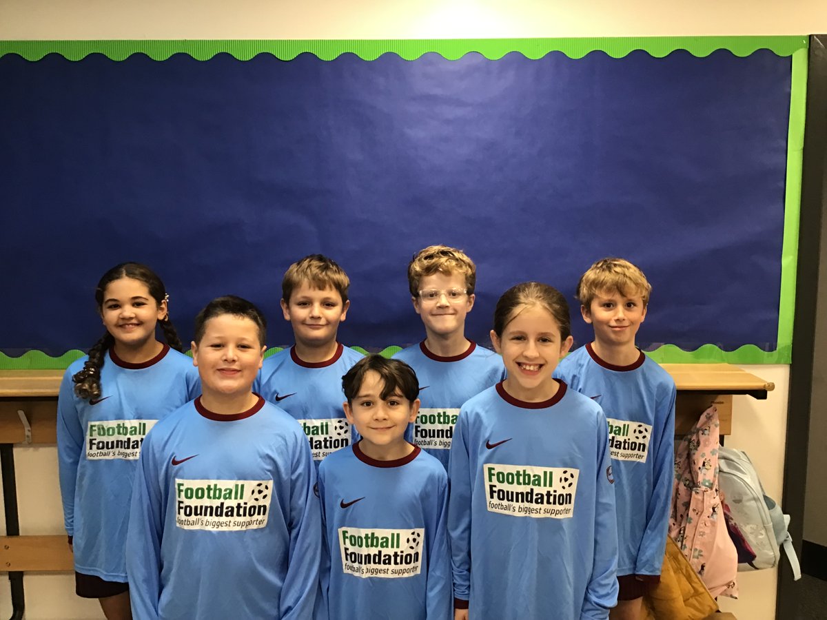Well done to both of our Tag rugby teams for taking part in the <a href="/JBSportCoaching/">JB Sport + Education</a> cluster tournament this morning. 🏈 The  A  Team  were  runners  up  and  the  B  Team  came  4th!    Well  done  to  those  who  took  part😁