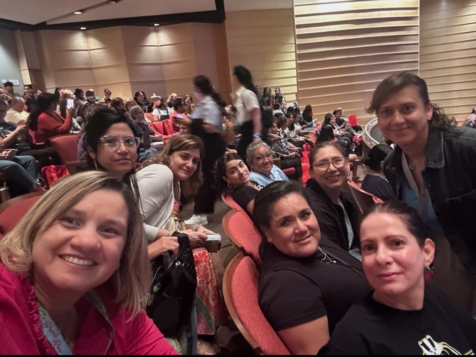 Padrón Elementary (@padronbadgers) on Twitter photo ✨✨✨Padron Badgers are ready for a day of learning! Thank you to our OTTL Rock Stars!!!✨✨✨ <a href="/katrinabailey08/">Katrina Bailey, Ed.D.</a> ✨✨✨Padron Badgers are ready for a day of learning! Thank you to our OTTL Rock Stars!!!✨✨✨ <a href="/katrinabailey08/">Katrina Bailey, Ed.D.</a>