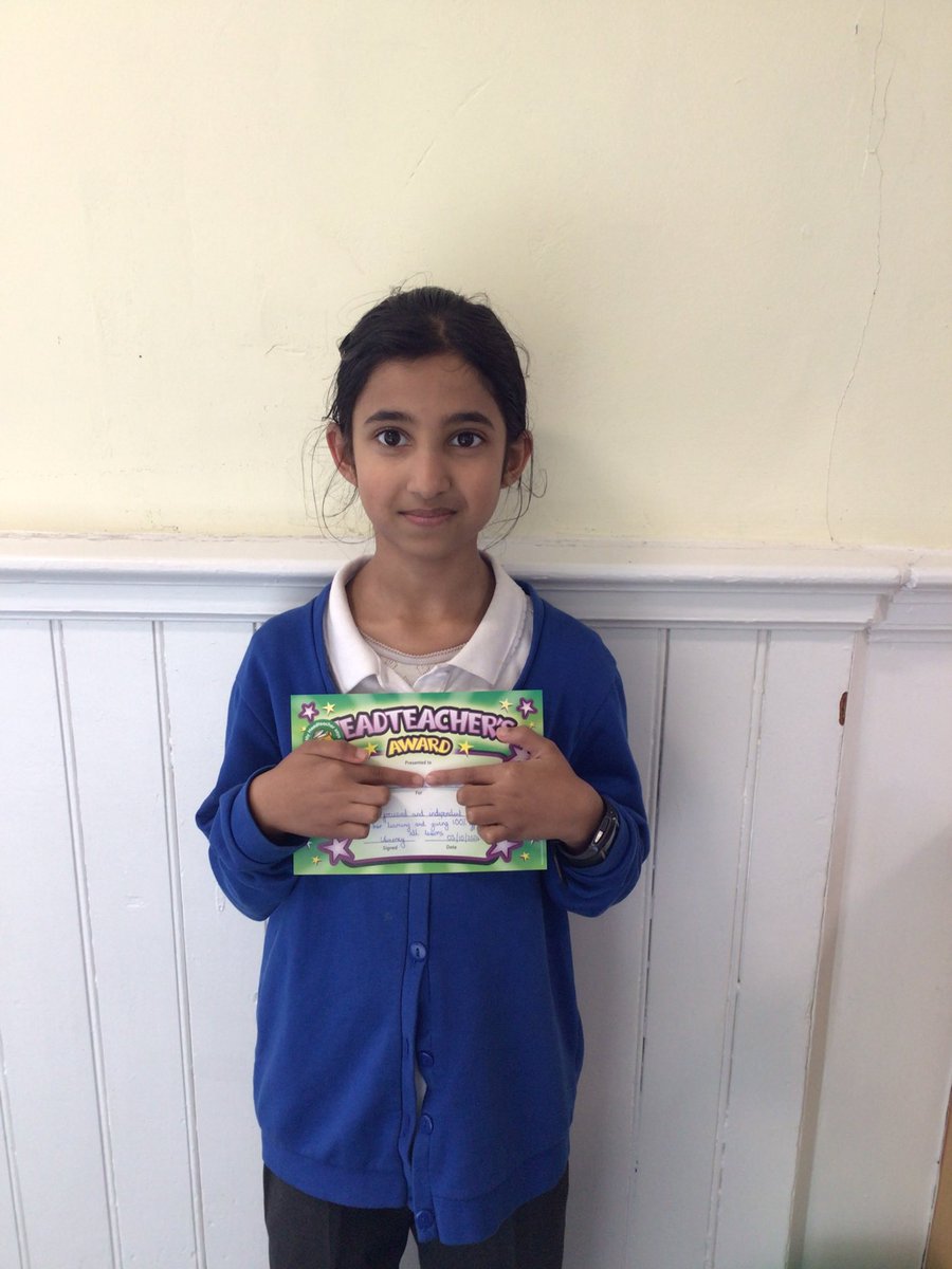 Well done to our stars of the week. You are both focused and show an excellent attitude to all areas of your learning!⭐️