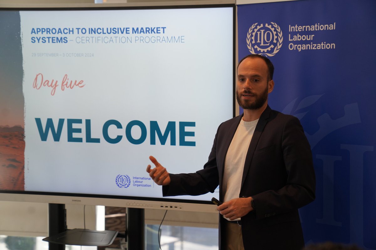 IloProspects's tweet photo. In 2022, we conducted a value chain analysis in agriculture in #Jordan. But gaps in local expertise hindered its implementation. 

Now, PROSPECTS Jordan is using ILO's Approach to Inclusive Market System Methods (AIMS) to build a pool of local experts to ensure success. https://t.co/EijBFl1vy0