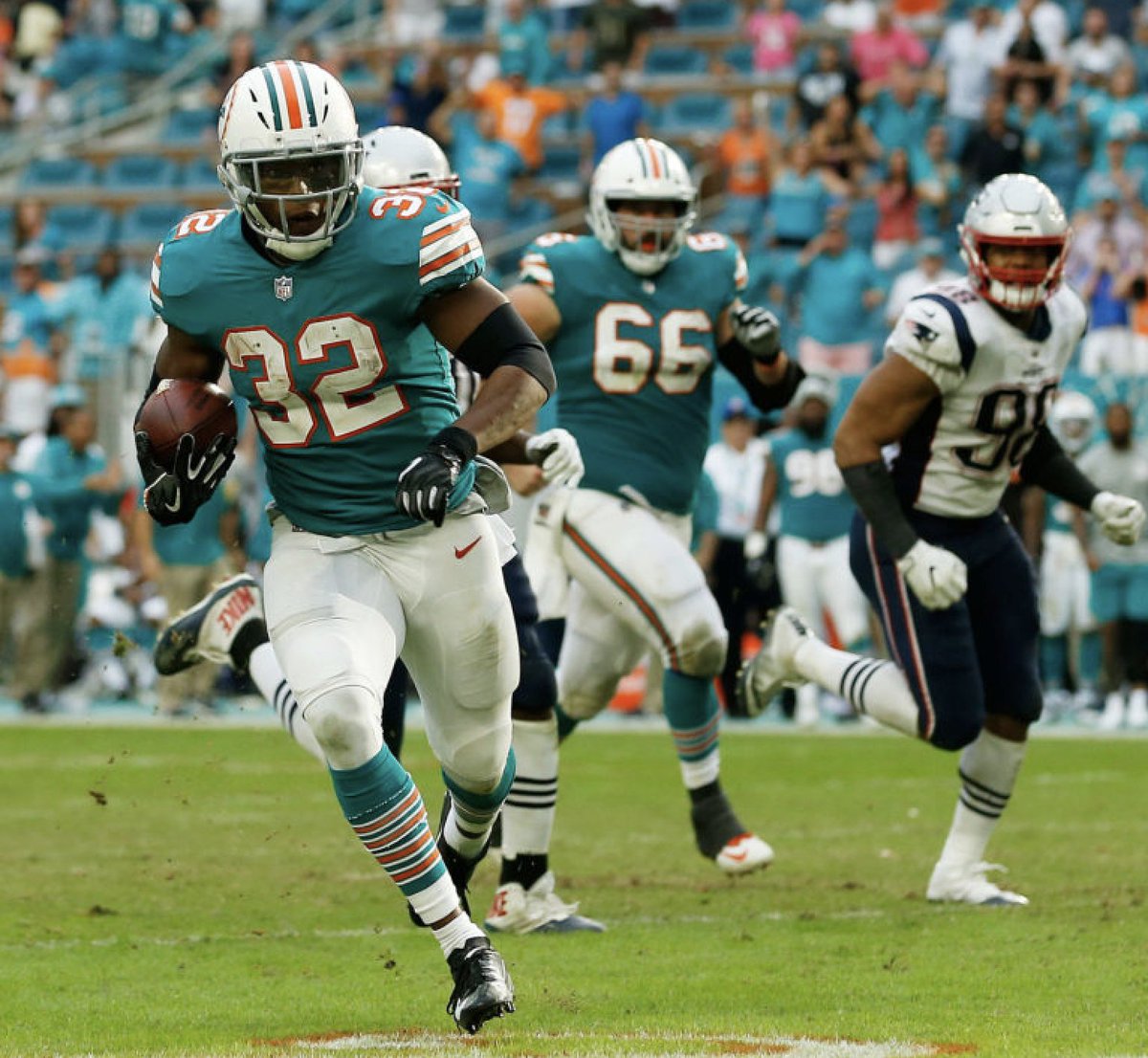 TheFishTank81's tweet photo. We'll be back with a new episode on Tues., but in the meantime, if you missed our recent conversation with Kenyan Drake @KDx32, this is as good of a week as any to #DiveIn! 

https://t.co/k37UzPZSRU

@MiamiDolphins @ojmcduffie81 @TeamLevit #GoFins https://t.co/2ogbFDksqT