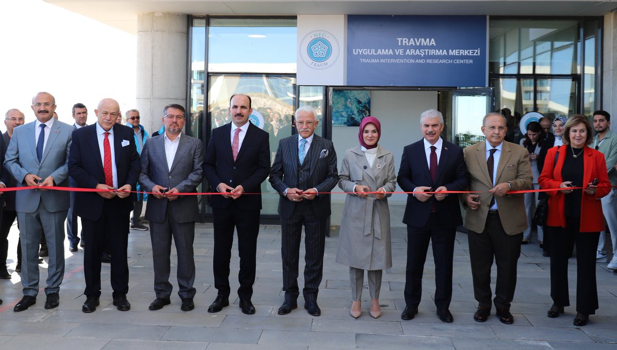 Kıymetli Bakanımıza teşriflerinden ve Akademik Yıl Açış dersini verme lütfunda bulunmasından dolayı şükranlarımı arz ediyorum.

Üniveritemize katkılardan dolayı Ahmet ve Nezahat Keleşoğlu Vakfımıza, Mütevelli Heyeti Başkanı Sayın Sonay Gürgen’e ayrıca teşekkürlerimi sunuyorum.