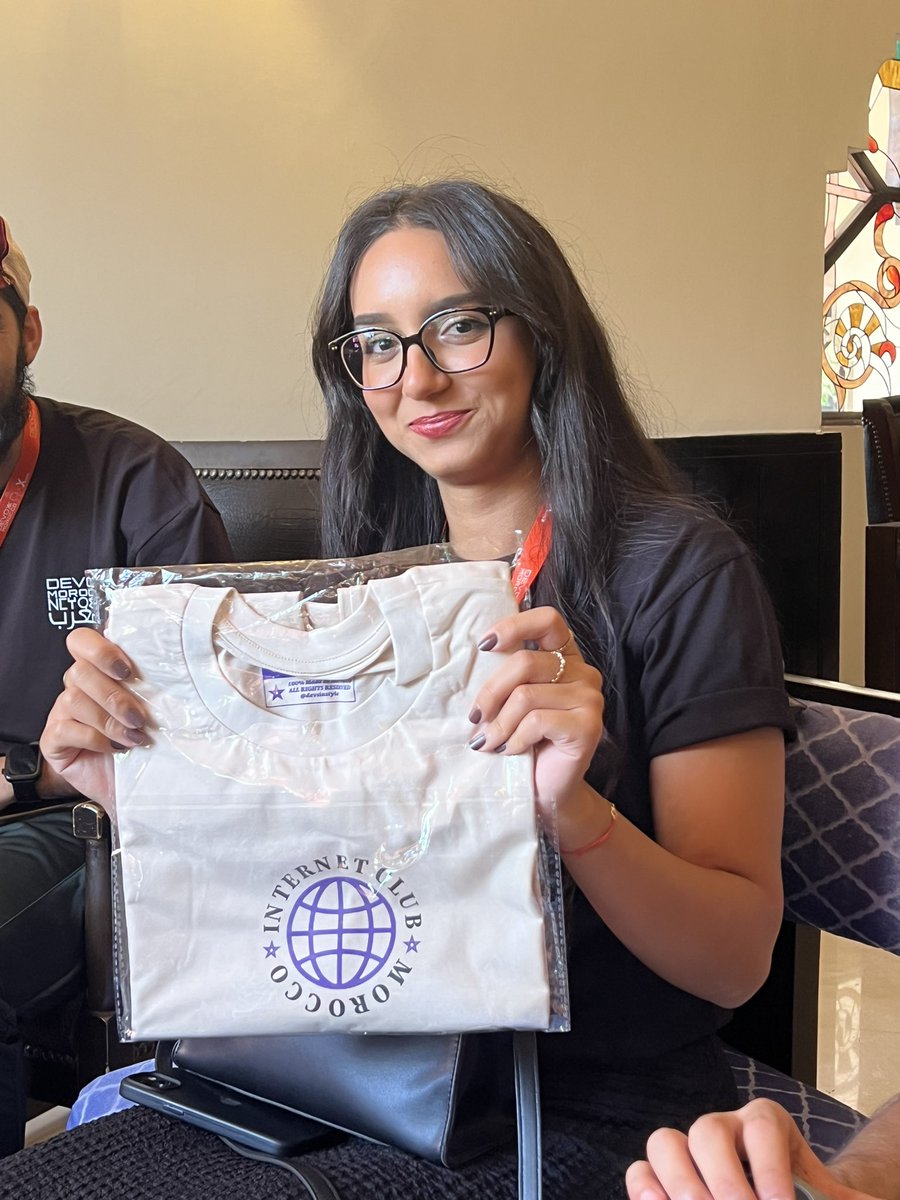 devsinstyle's tweet image. @ChaimaaBritel A cat-approved developer, official supporter of Msemen Internet Club 🔥😎