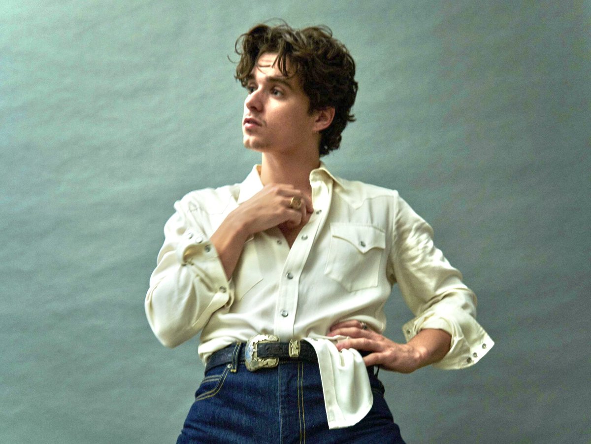 SongCrawler's tweet photo. New songs written by Bradley Simpson that have yet to be released:
• Almost (The Best Thing)
• Carpet Burn
• Favorite Band
• Getting Clear
• Holy Grail
• Judas
• Never Too Late
• Not Us Anymore
• The Panic Years
• The Band's Not Breaking Up https://t.co/IiISEkMjSy