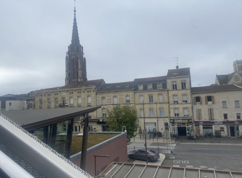 🎀 Inauguration⁩ de la Grande Halle Voyageurs de la gare de @agen_ville , bien mise en lumière et en valeur grâce aux travaux importants réalisés 🙌 

Bravo  aux équipes mobilisées pour faire de cet ouvrage élégant, une belle porte d entrée sur notre chère Ville d #Agen ✨