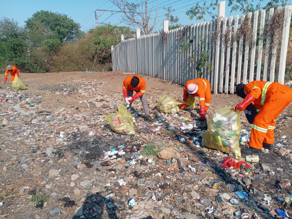ActionSATshwane's tweet image. ActionSA Tshwane Caucus recently posted a disturbing video of the illegal dumping at Atteridgeville Cemetery along Maunde Street. Thanks to the intervention of Acting Mayor @nasiphim the illegal dumping has been cleared. #WeAreLed