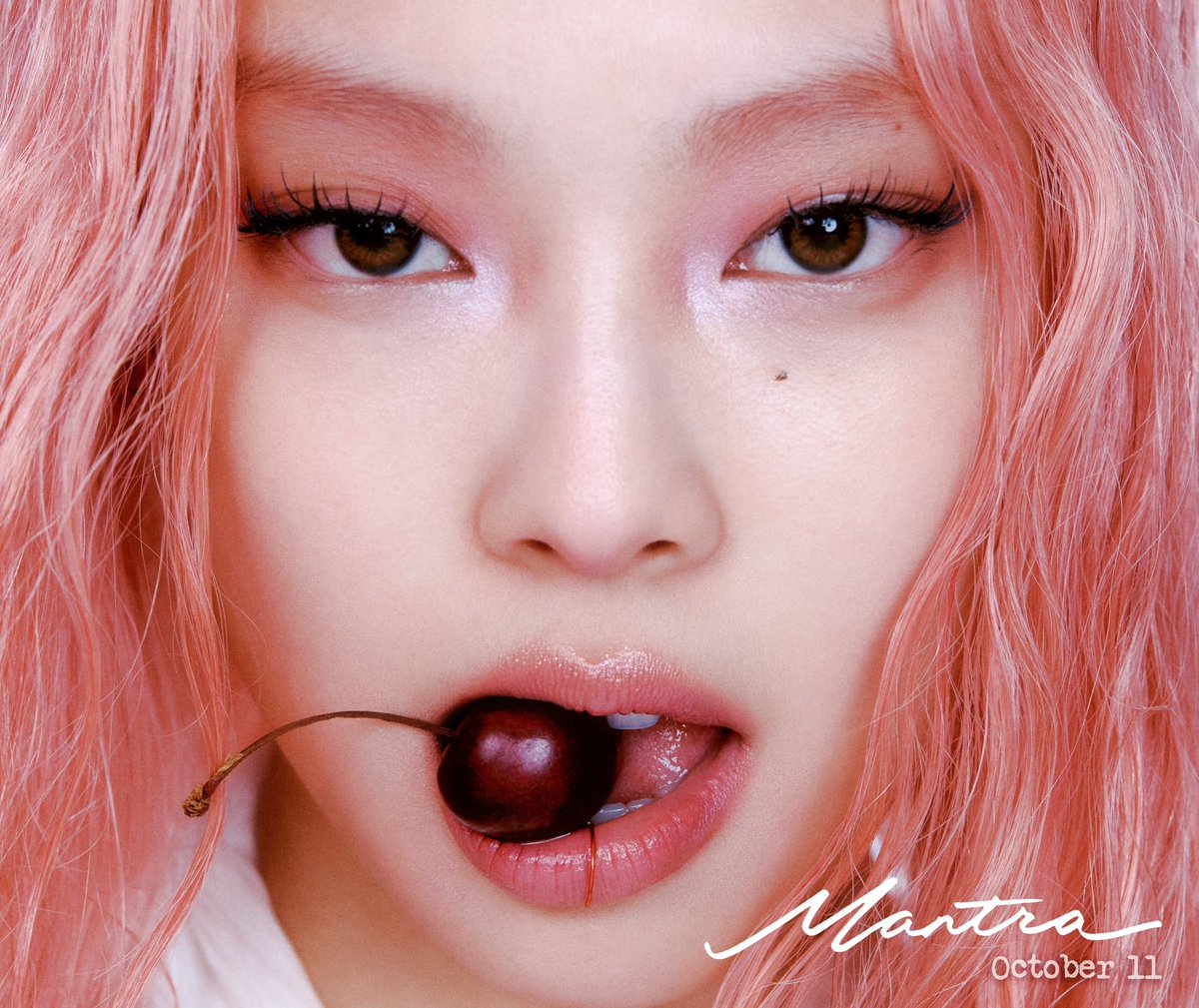 #BLACKPINK's #Jennie Stars In Teaser Image For “Mantra” Solo Comeback 
soompi.com/article/169203…
