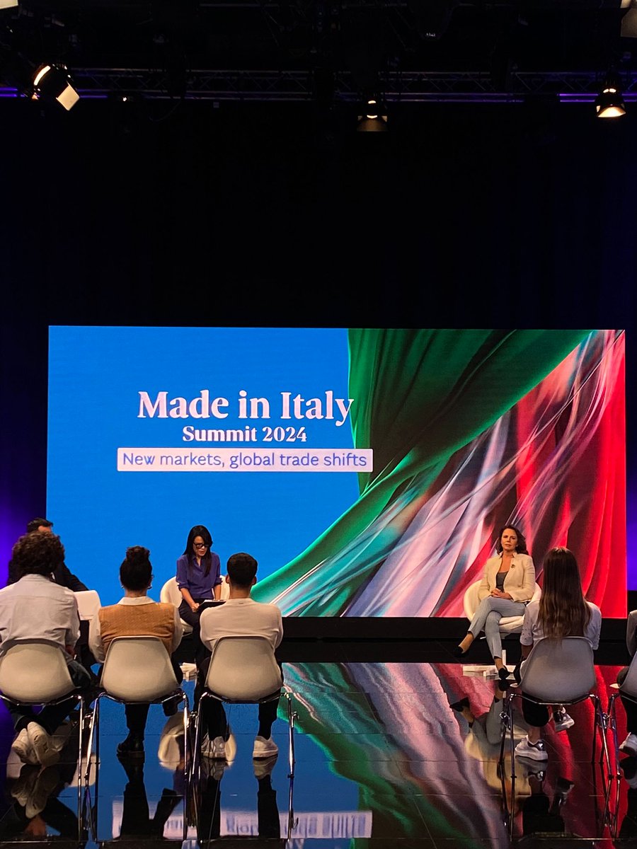 SIMEST_IT's tweet photo. L’AD #SIMEST, @R_CorradiniD al #MadeinItalySummit: "L'#Africa è un continente di opportunità: per questo ci siamo impegnati affinchè tutte le imprese italiane, a partire dalle #PMI, colgano le occasioni di sviluppo provenienti da quest’area".
#3ottobre #MadeinItaly #Export https://t.co/z8NgYmkBOn