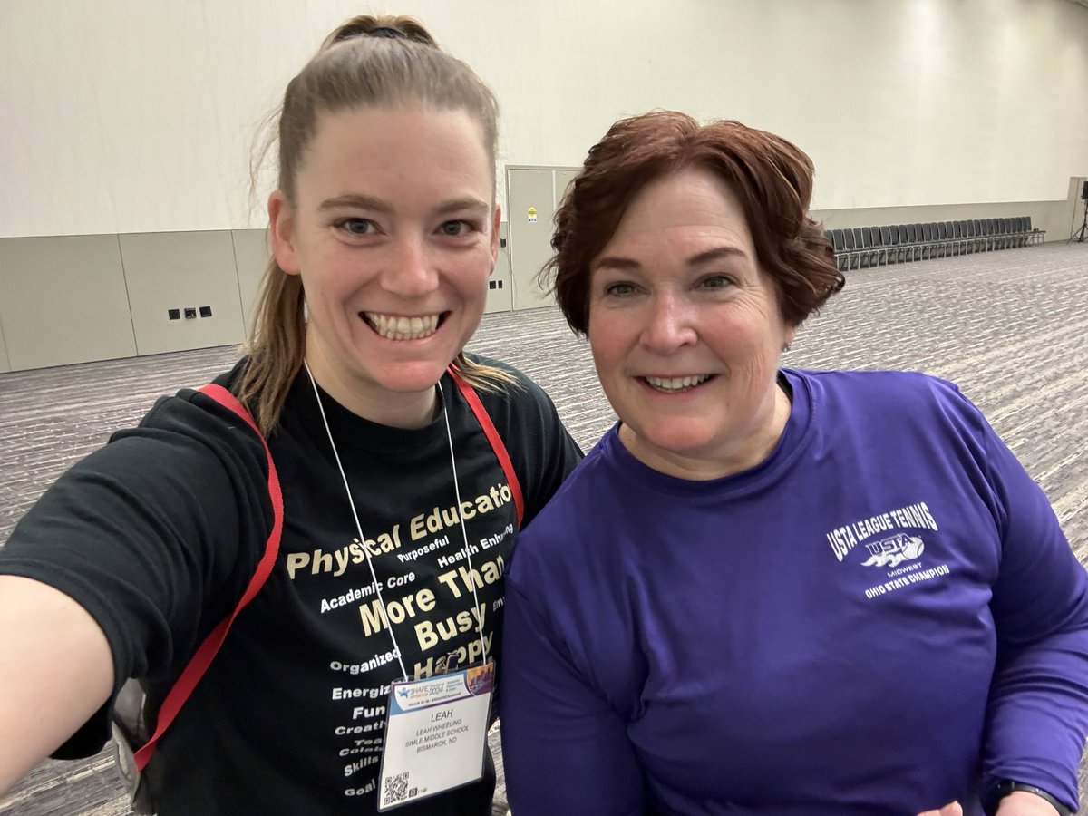 LeahWPE's tweet photo. Thankful to have attended the early morning @usta session at #SHAPECleveland utilizing the lessons and equipment for #beforeschool activity this morning! @SimleMiddle @BismarckSchools #learnbps @SHAPEAmerica https://t.co/eoIg8CvY41