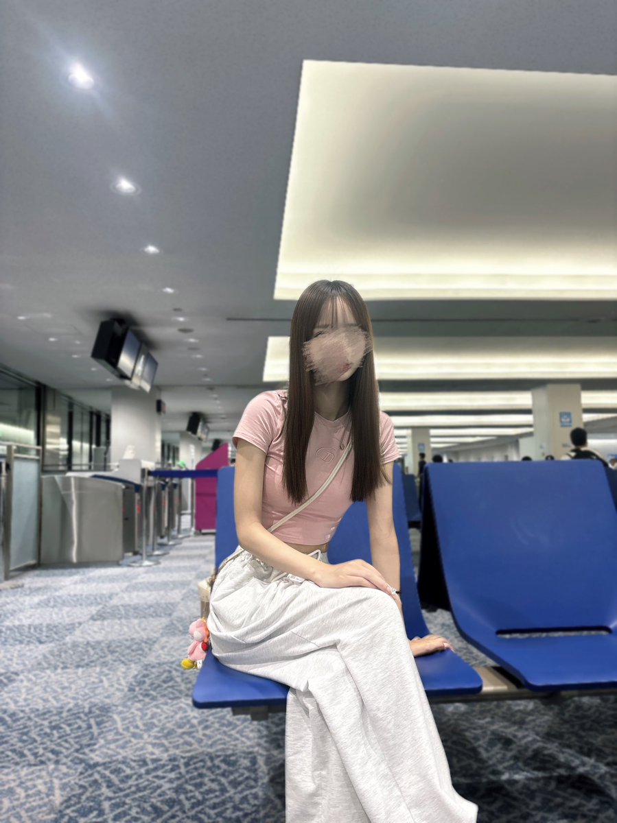 nyan3v6's tweet photo. ✈️💕 https://t.co/egT4qC4Pph