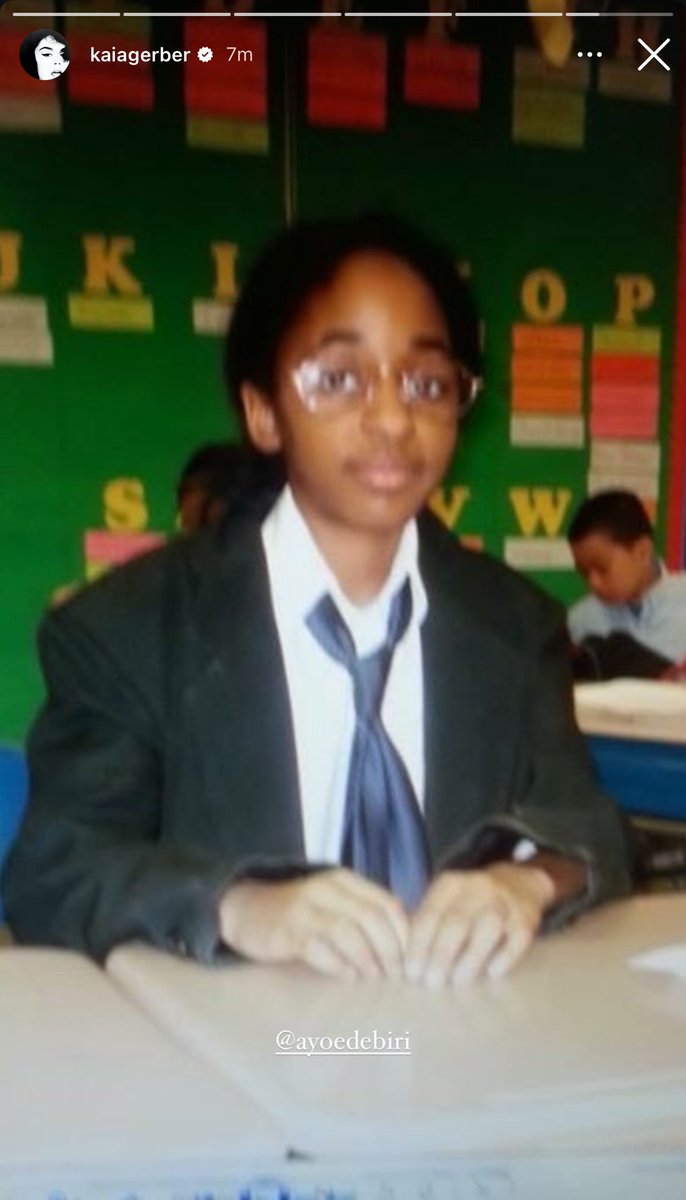 izzy 🫐 tweet media