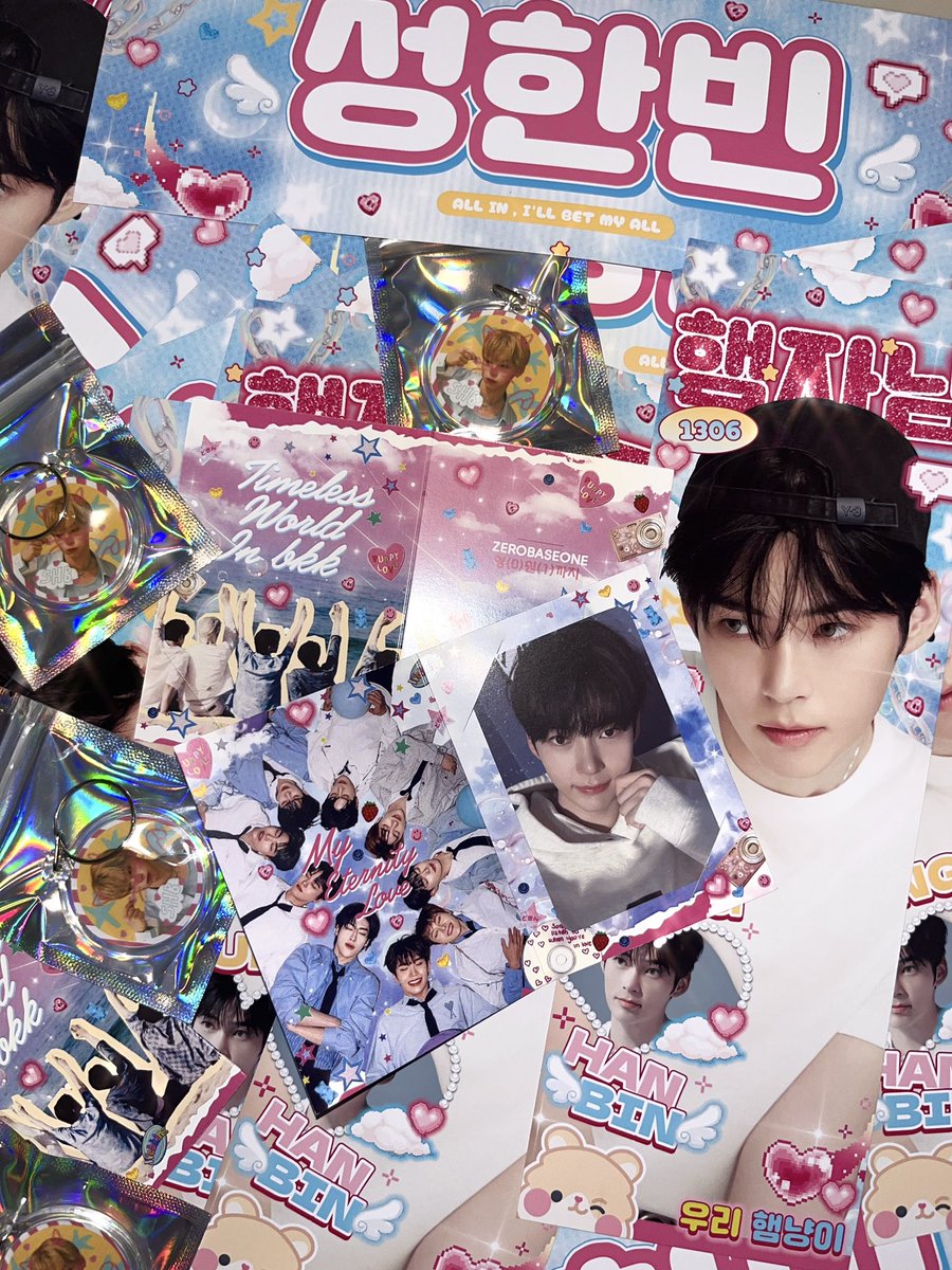 daynightbulyn's tweet photo. ของจริงฟินมาก มารับกันได้น้า 🥺

* hanbin set
show item about hb
( plus chat , binini or etc. )
keyring : สแกน vdo เอาคีย์ริงแปะกับด้านบน

* zb1 set
รี & โชว์โพสทวิต

สถานที่ & เวลา (~12.00) แจ้งหน้าทวิตอีกทีค่า 🩵

#ZEROBASEONEINBKK
#2024_ZEROBASEONE_THEFIRSTTOUR_TIMELESSWORLD_IN_BKK