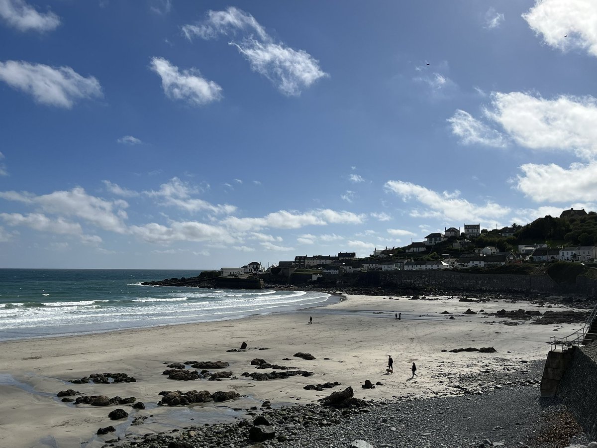 TimmyKernow's tweet photo. Absolutely beautiful day in Cornwall. Just taking a few hours, just the two of us to relax😂 before the madness starts. #WeddingWeek

Obviously the weather is beautiful until Saturday 🌧️☔️ https://t.co/X72hWrNG4P