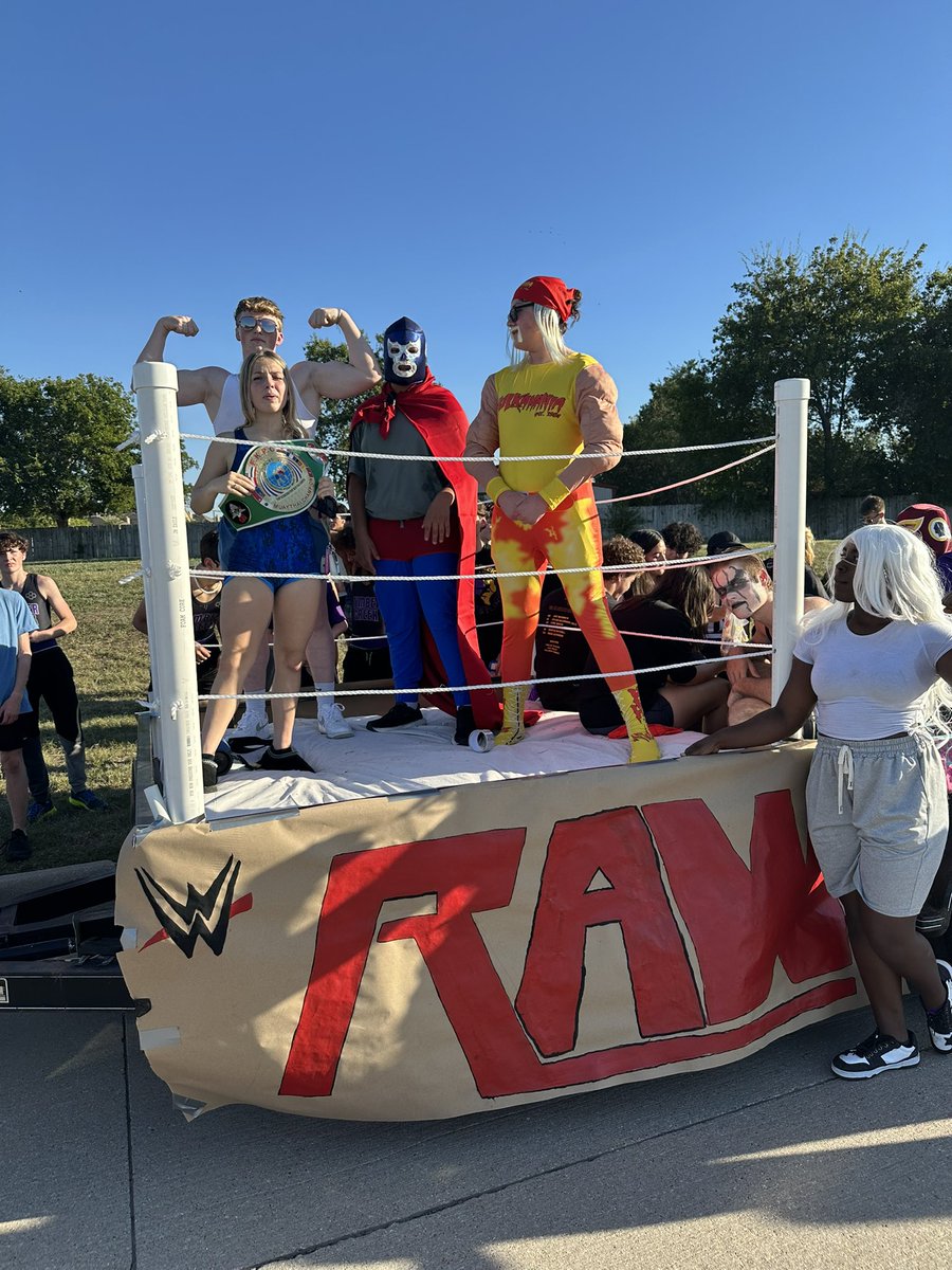 TCHSWrestling's tweet image. HOCO WEEK!!

Did we win best float???

@TimberCreek_HS 
@KISDAthletics 
@KellerISD 
@JerhettLee 

#TCOD
#Texashoco
#WrestlingCommunity