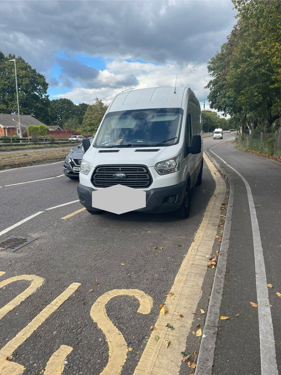 Another stop
Driver was late noticing roadworks vehicles in front of him
As we passed the reason was that he had his phone in his hand.
Checks have shown he is not insured.
<a href="/DriveInsured/">Drive Insured</a> 
Seized and off to court
4831 4765