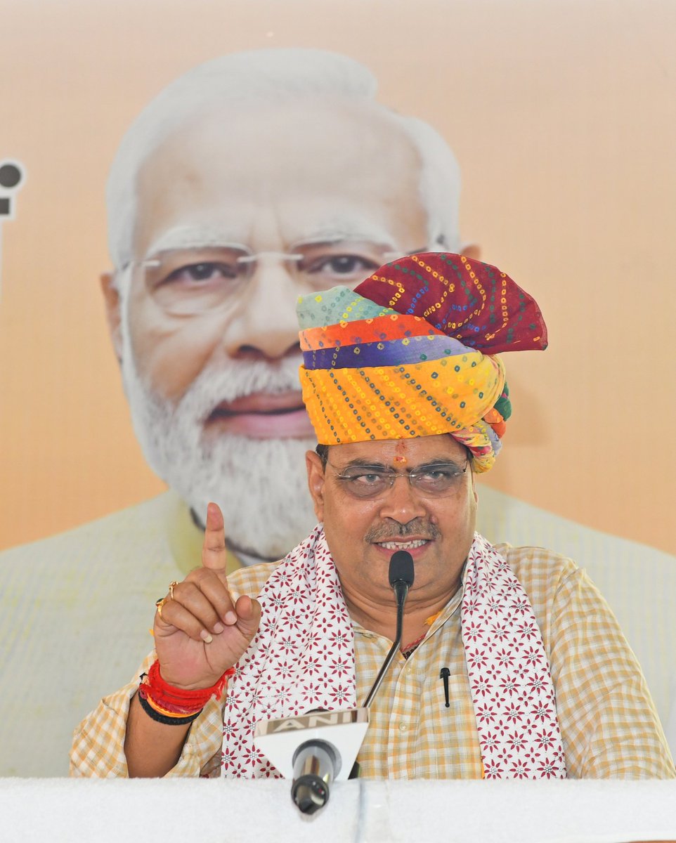 NavalSi11153221's tweet photo. #MGGS_रिजल्ट_जारी_करो
माननीय मुख्यमंत्री श्री @BhajanlalBjp अंग्रेजी माध्यम विद्यालयों के लिए ली गई शिक्षकों की परीक्षा, छात्रों के हितों में है,
सत्र 2024-25 के 3 माह बाद भी अंग्रेजी माध्यम विद्यालयों में शिक्षकों की समस्या जस की तस बनी हुई है,
MGGS परीक्षा का परिणाम जारी करें, https://t.co/UajZ6td8yY