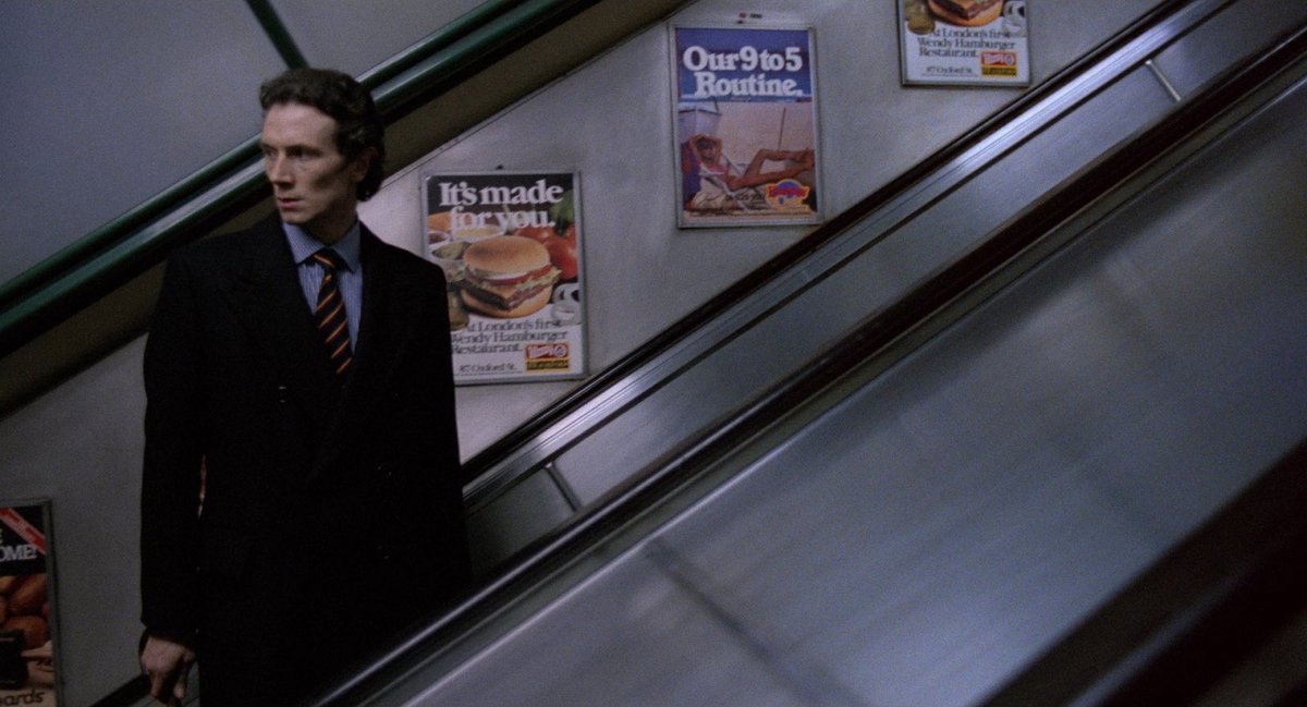 LUknowledge1's tweet photo. No these aren’t clips from a TFL educational video, warning of the dangers when you run on the escalator! These are stills from one of the most famous film scenes to be shot on the London Underground, appearing in the 1981 film ‘American Werewolf in London.’

Cont. below https://t.co/On1Gdna3Je