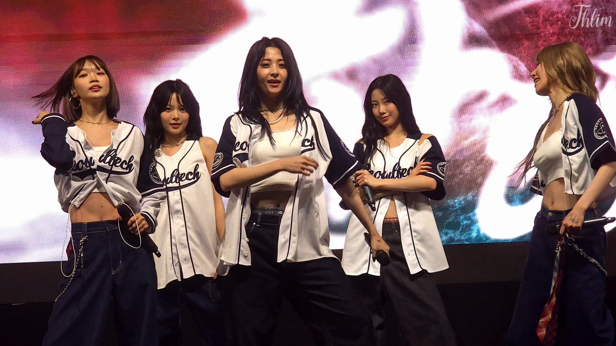 240927 서울과기대 축제

#르세라핌 #LESSERAFIM