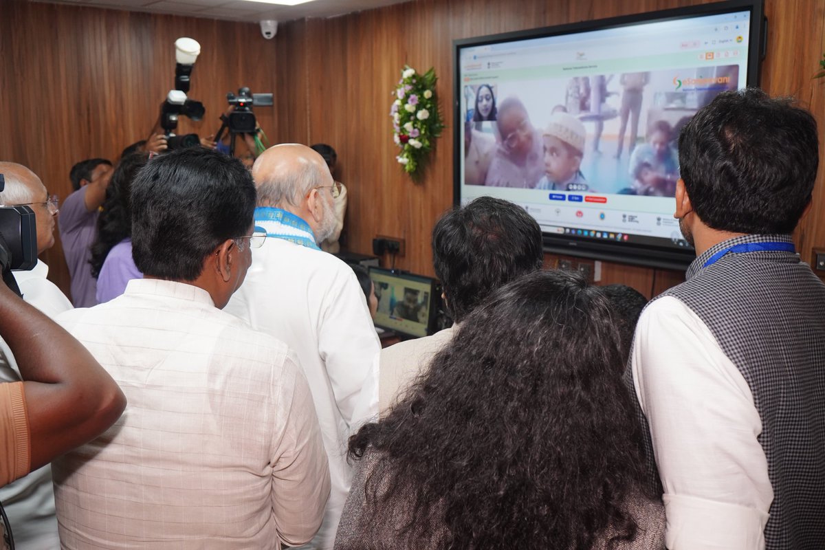 irushikeshpatel's tweet image. સ્વસ્થ જીવન સુખ તરફનું પહેલું પગલું છે.
અમદાવાદ મ્યુનિસિપલ કોર્પોરેશન દ્વારા ગાંધીનગર લોકસભા-સ્વસ્થ લોકસભા અભિયાન અંતર્ગત અમદાવાદ ખાતે આરોગ્ય ચકાસણી કેમ્પ જેમાં નિઃશુલ્ક આરોગ્ય તપાસ અને દવાઓની વિતરણ થશે તથા એક જ જગ્યાએ સ્વાસ્થ્યને અનુરૂપ તમામ સુવિધાઓ પૂરી પાડવામાં આવશે સાથે…