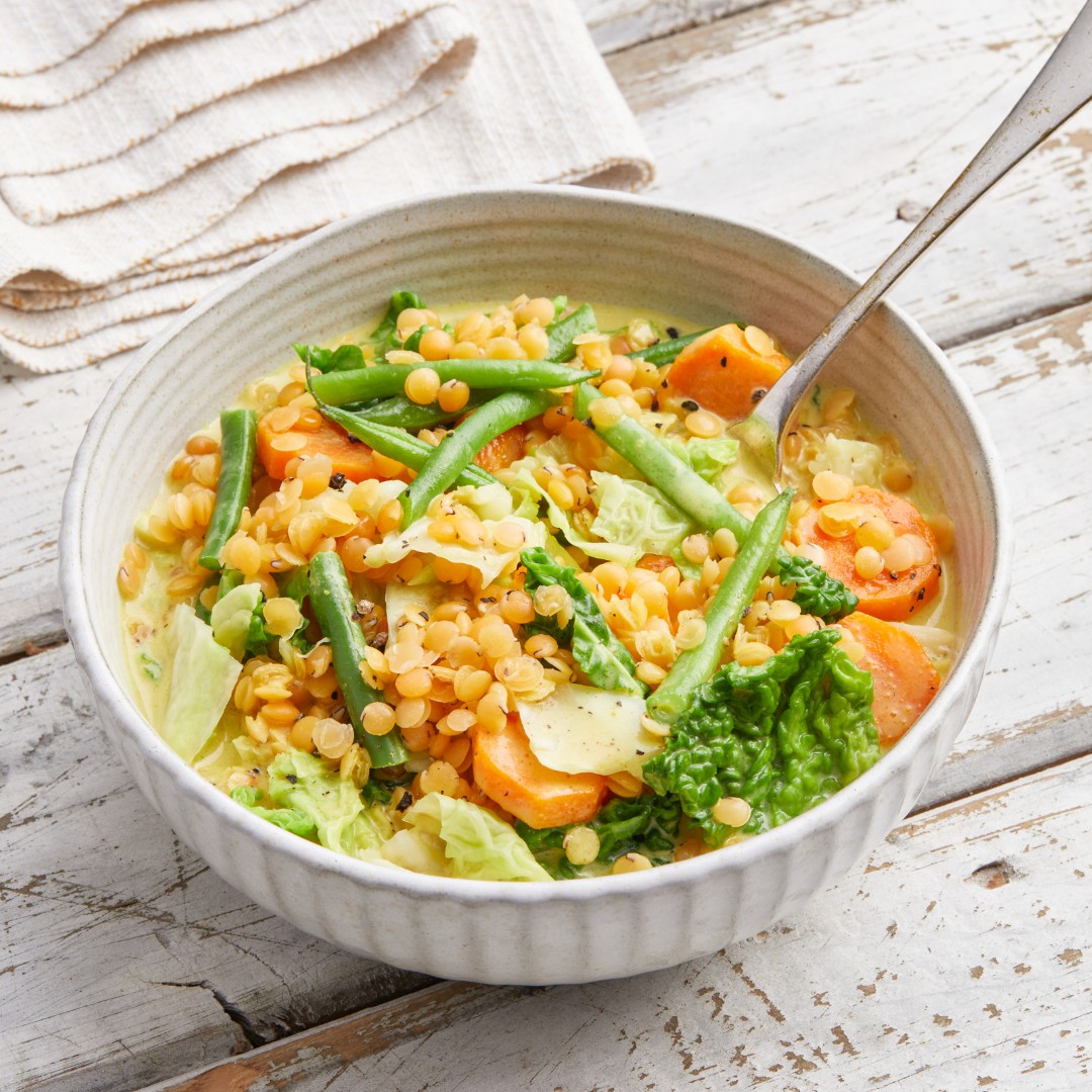 ZentrumGesund's tweet photo. Linsen-Eintopf mit Wirsing ๐๐
Rasch zubereitet und sehr gesund. Unser Linsen-Eintopf mit Wirsing ist ausgesprochen harmonisch, angenehm wรผrzig durch Curry und absolut kรถstlich im Geschmack.
๐๐ผ https://t.co/ubR8dWGLPN
#linsen #wirsing #curry #eintop #vegan #rezepte https://t.co/EDIqoasKjK