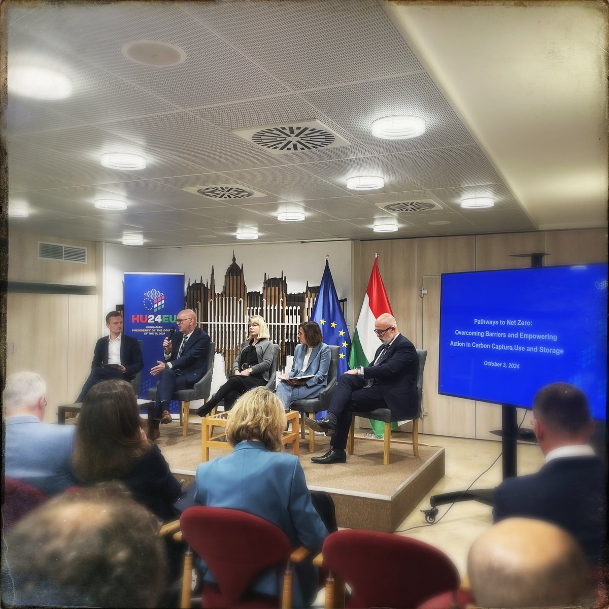 Great event hosted by the 🇭🇺 presidency on CCS. CCS is needed.
Infrastructures are coming. Investors are ready. Regulation proposals will come 🚨Focus on hard-to-abate sectors. 
New commissioner in charge will have a lot to do. 
Keep the momentum up-CCS community is growing!