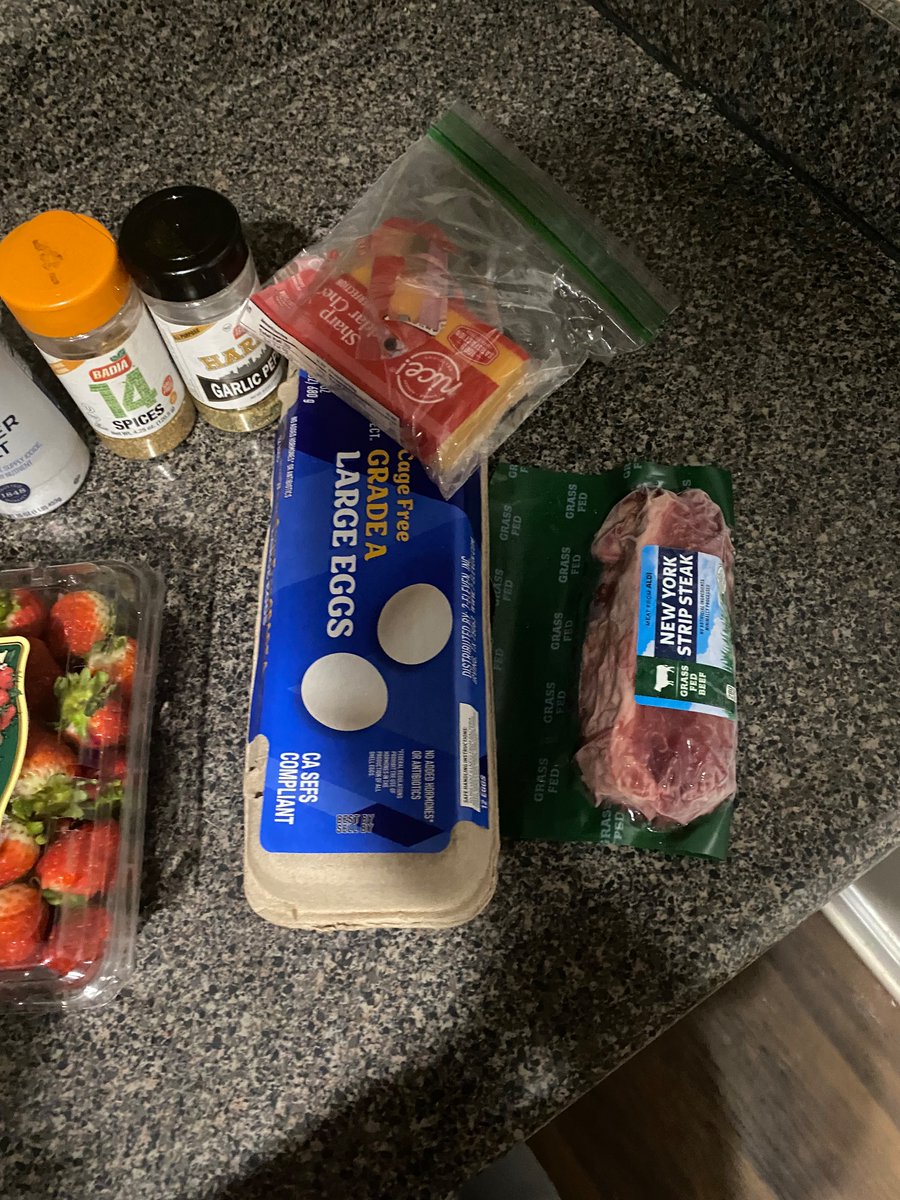 Chelsea Nicolle Vann tweet media