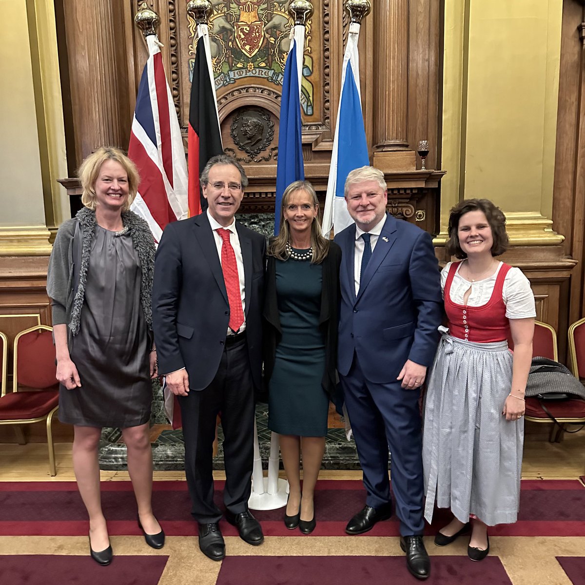 Ilka Hartmann (@ilka_hartmann) on Twitter photo What a great Unity Day Celebration in Scotland last night! Great to see so many friends of the 🇩🇪🇬🇧friendship!
Thanks to <a href="/GermanAmbUK/">Miguel Berger</a>, Consul General Christiane Hullmann <a href="/AngusRobertson/">Angus Robertson</a> and Anna Schennach from the State of Bavaria! What a great Unity Day Celebration in Scotland last night! Great to see so many friends of the 🇩🇪🇬🇧friendship!
Thanks to <a href="/GermanAmbUK/">Miguel Berger</a>, Consul General Christiane Hullmann <a href="/AngusRobertson/">Angus Robertson</a> and Anna Schennach from the State of Bavaria!