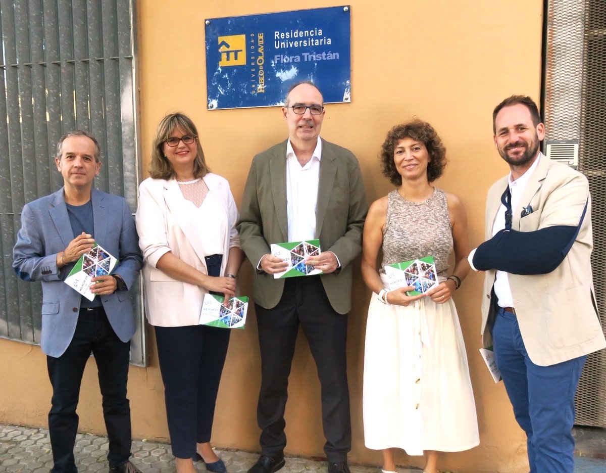 jaimebretonbesn's tweet photo. En la presentación de la Memoria Anual de la ⁦@AsocEntreAmigos⁩ de ⁦@poligono_sur⁩ https://t.co/BJaew4eYBL