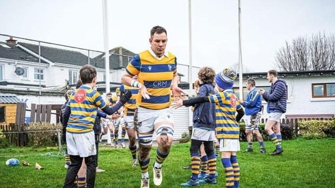 leinsterrugby's tweet photo. 🔵🟡 @MonkstownFC have taken their place in the All-Ireland League for the first time in 22 years.

🥁 From top to bottom, they've always followed their own beat.

🔎 We take a look in focus: https://t.co/8wp8KW1ejO

#FromTheGroundUp https://t.co/RBKQpYaLbx